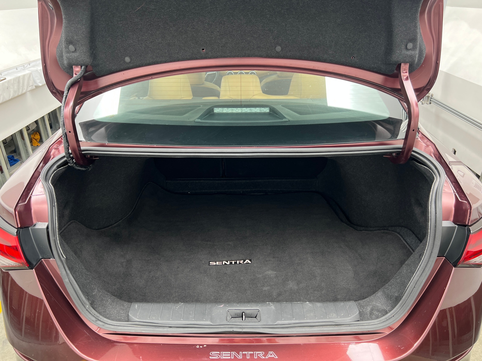 Thumbnail: 2023 Nissan Sentra - 7