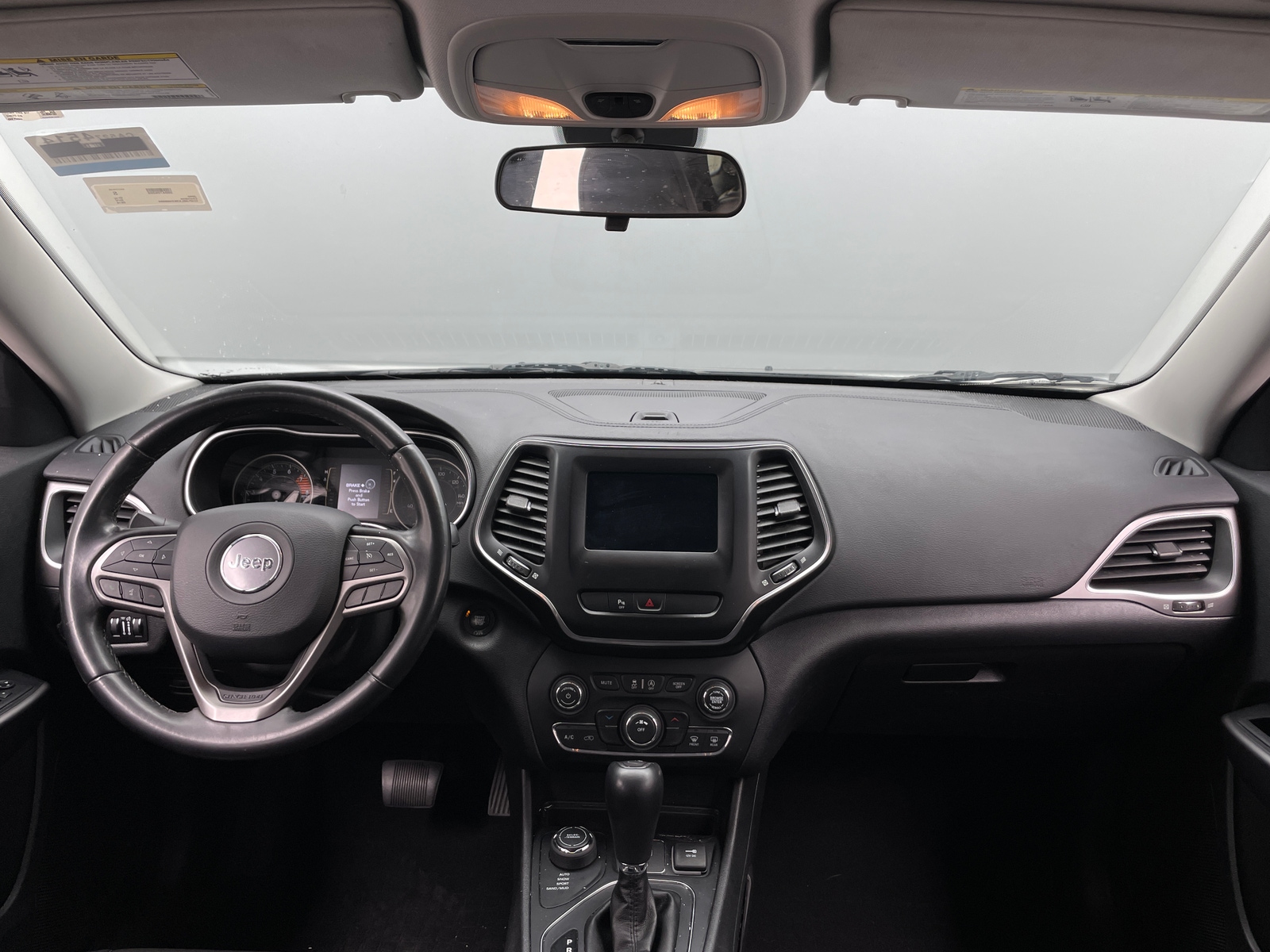 Thumbnail: 2019 Jeep Cherokee - 3