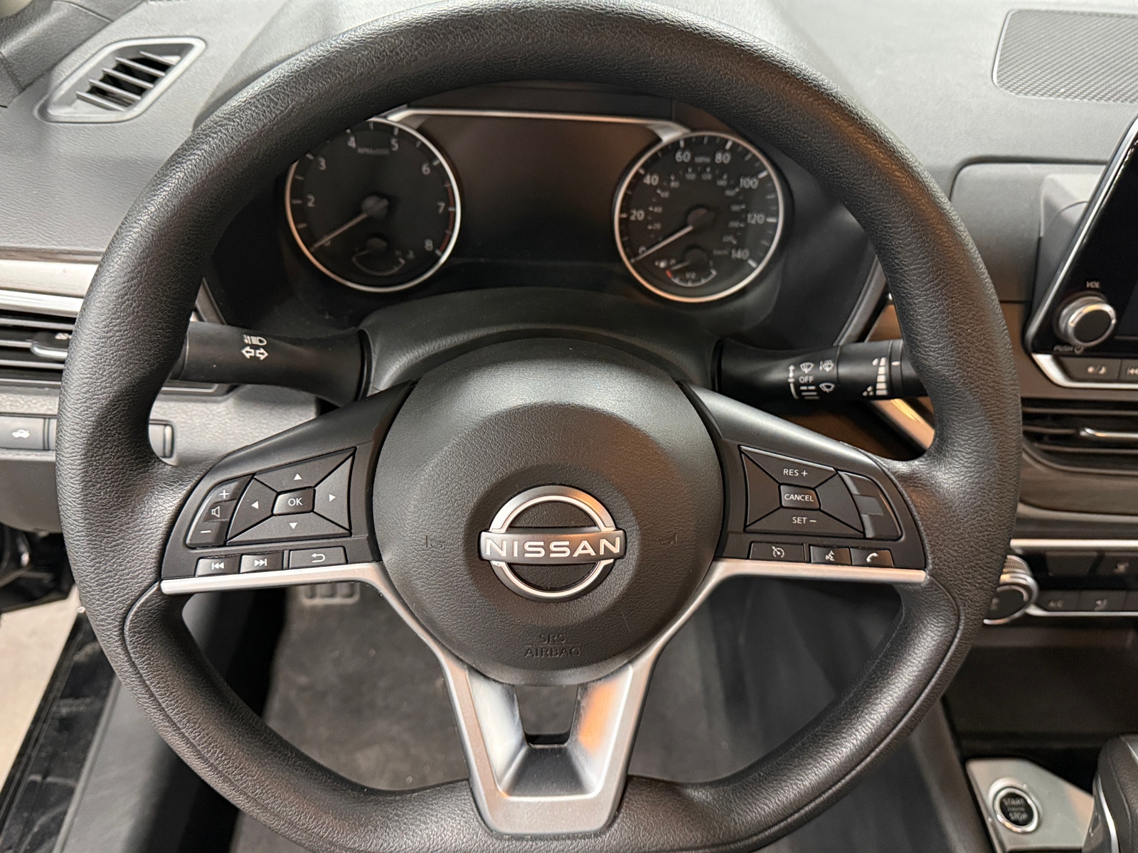 Thumbnail: 2024 Nissan Altima - 5