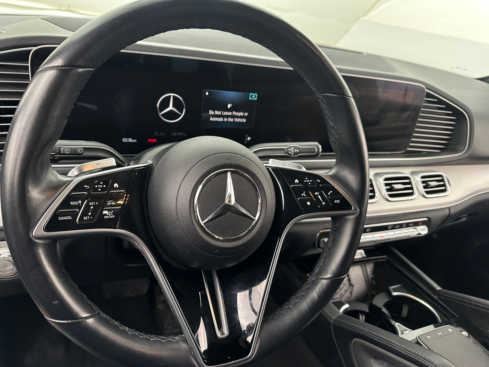 Thumbnail: 2025 Mercedes-Benz GLE - 4