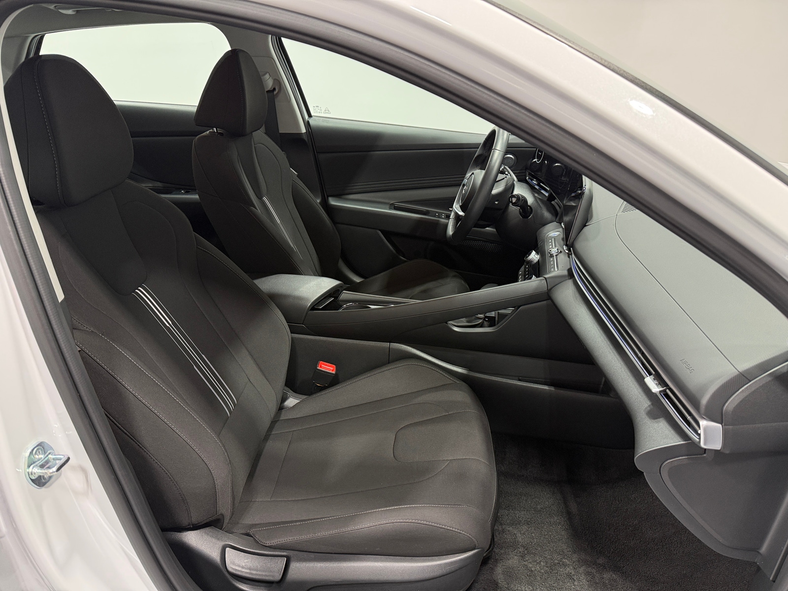 Thumbnail: 2025 Hyundai Elantra - 2