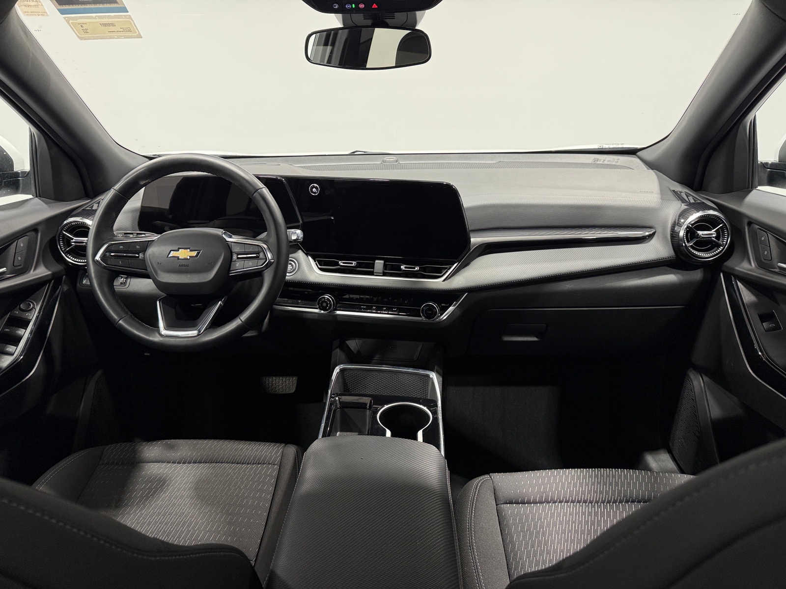 Thumbnail: 2025 Chevrolet Equinox - 3