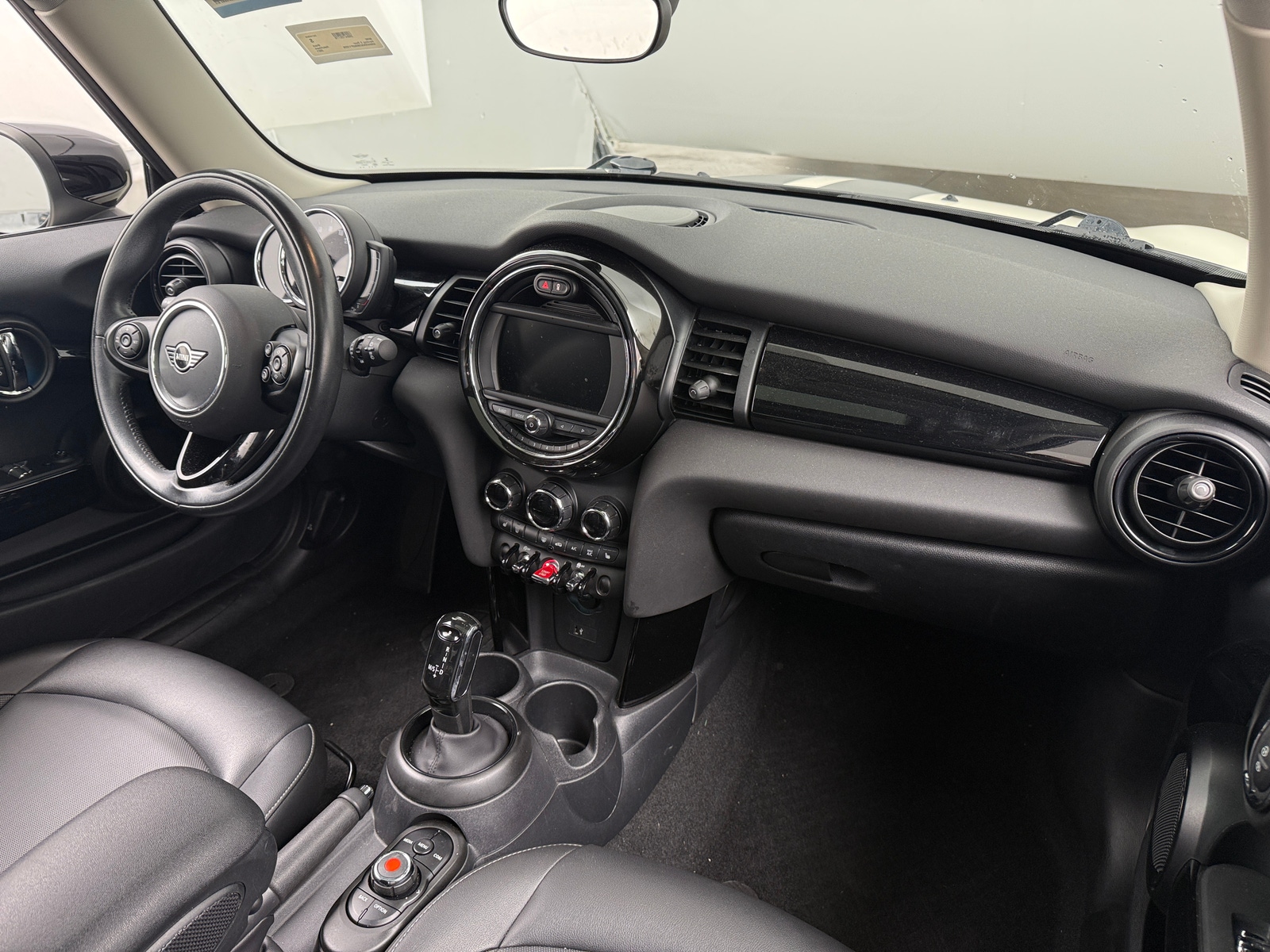 Thumbnail: 2021 MINI Cooper Hardtop - 2