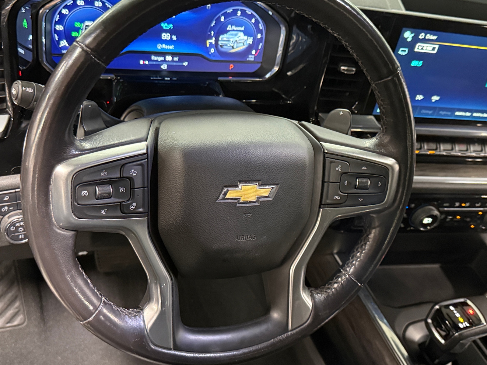 Thumbnail: 2023 Chevrolet Silverado 1500 - 4