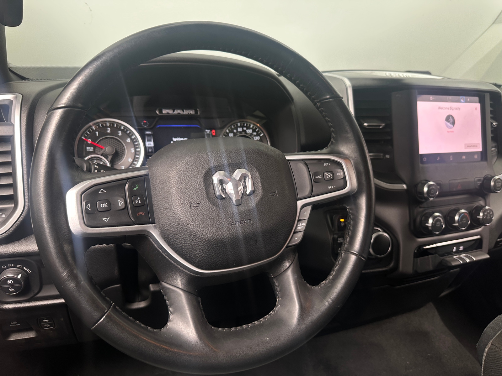 Thumbnail: 2022 RAM 1500 - 5
