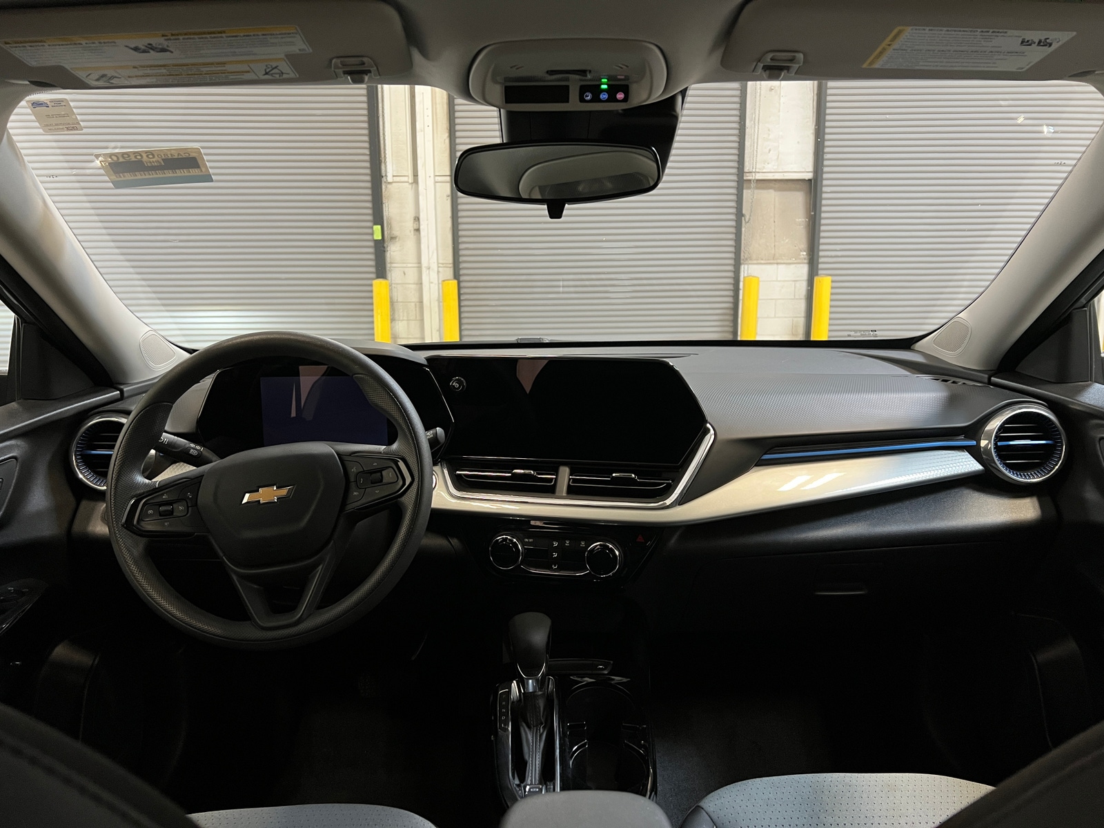 Thumbnail: 2025 Chevrolet Trax - 3