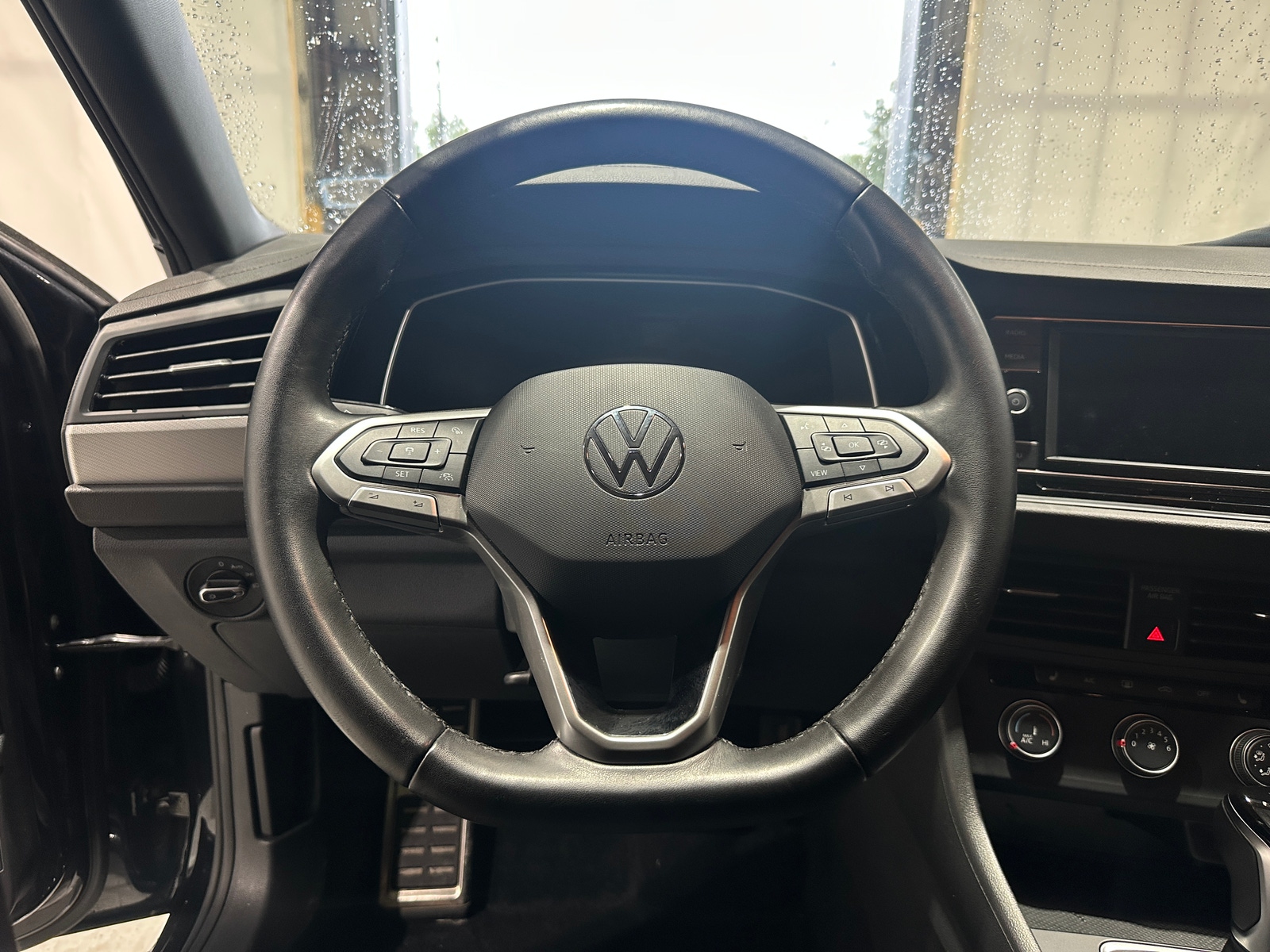 Thumbnail: 2024 Volkswagen Jetta - 5