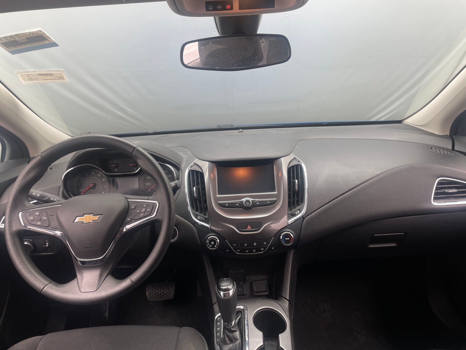 Thumbnail: 2017 Chevrolet Cruze - 3