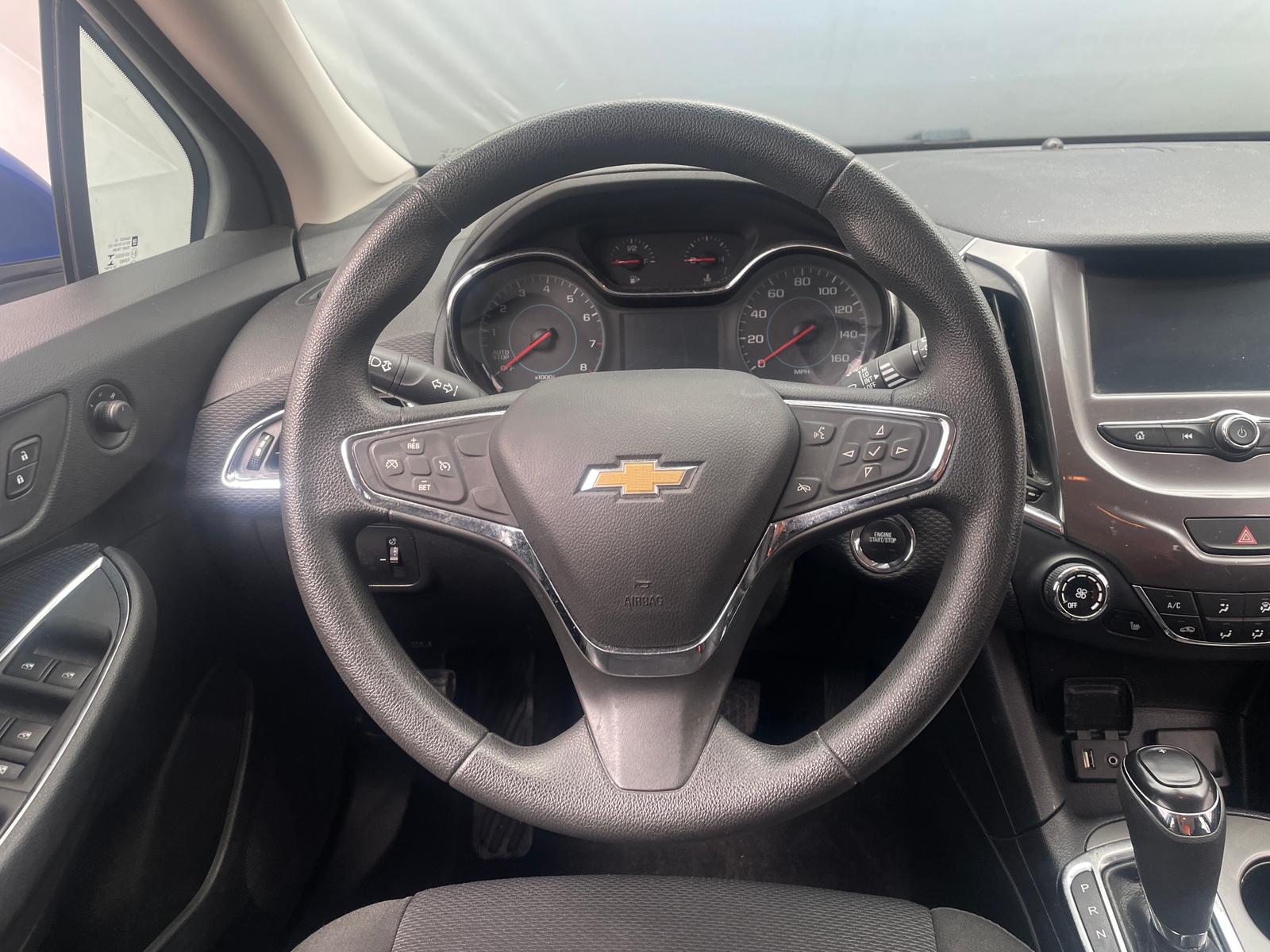 Thumbnail: 2017 Chevrolet Cruze - 5