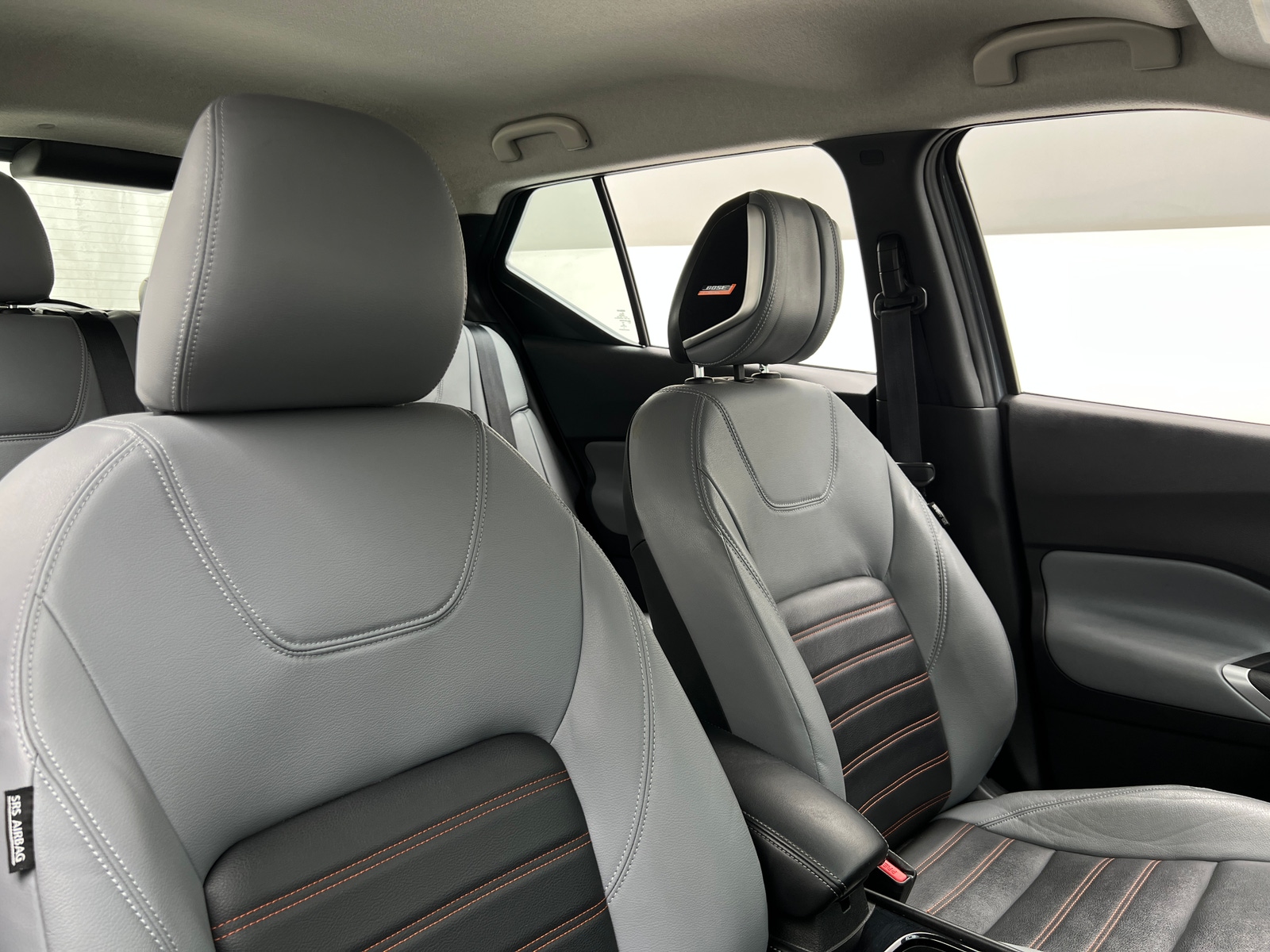 Thumbnail: 2022 Nissan Kicks - 2