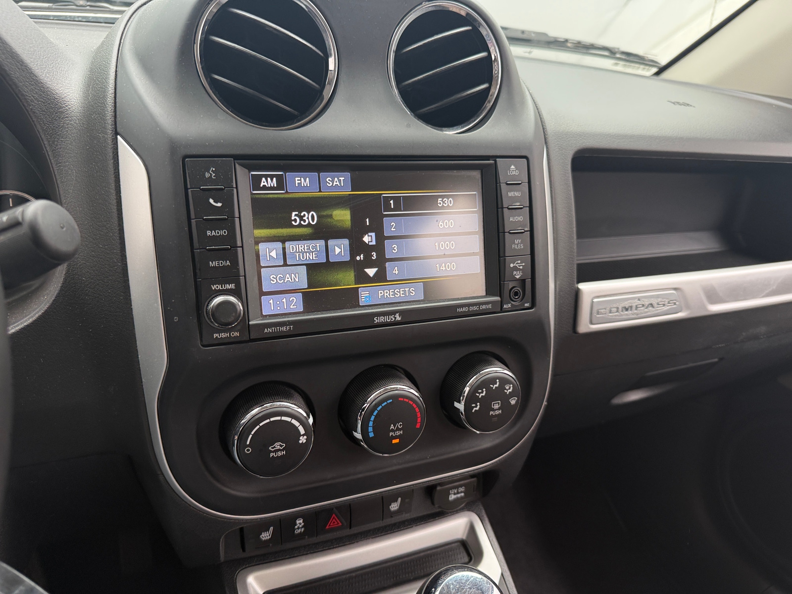 Thumbnail: 2015 Jeep Compass - 3