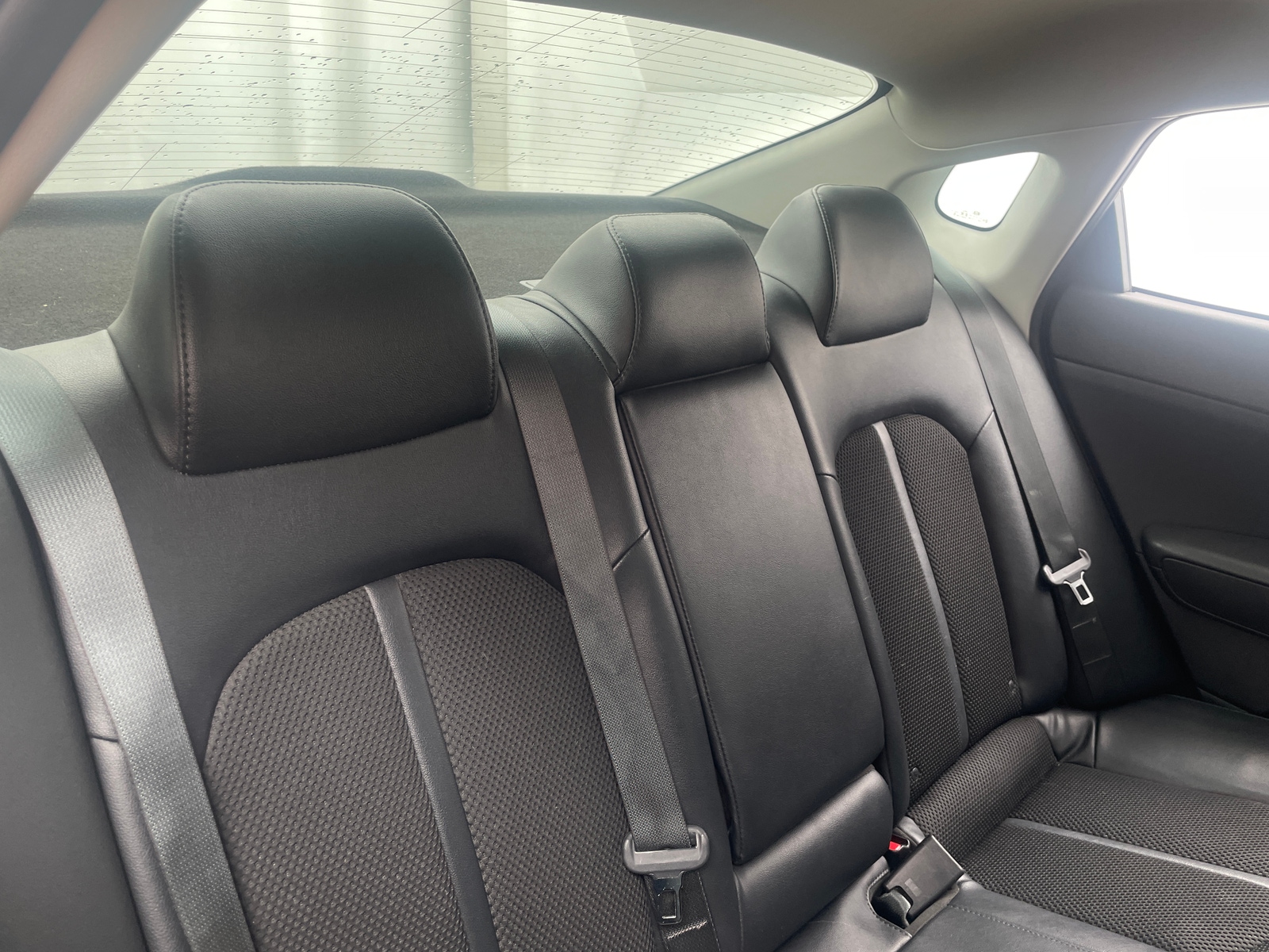 Thumbnail: 2019 Kia Optima - 6