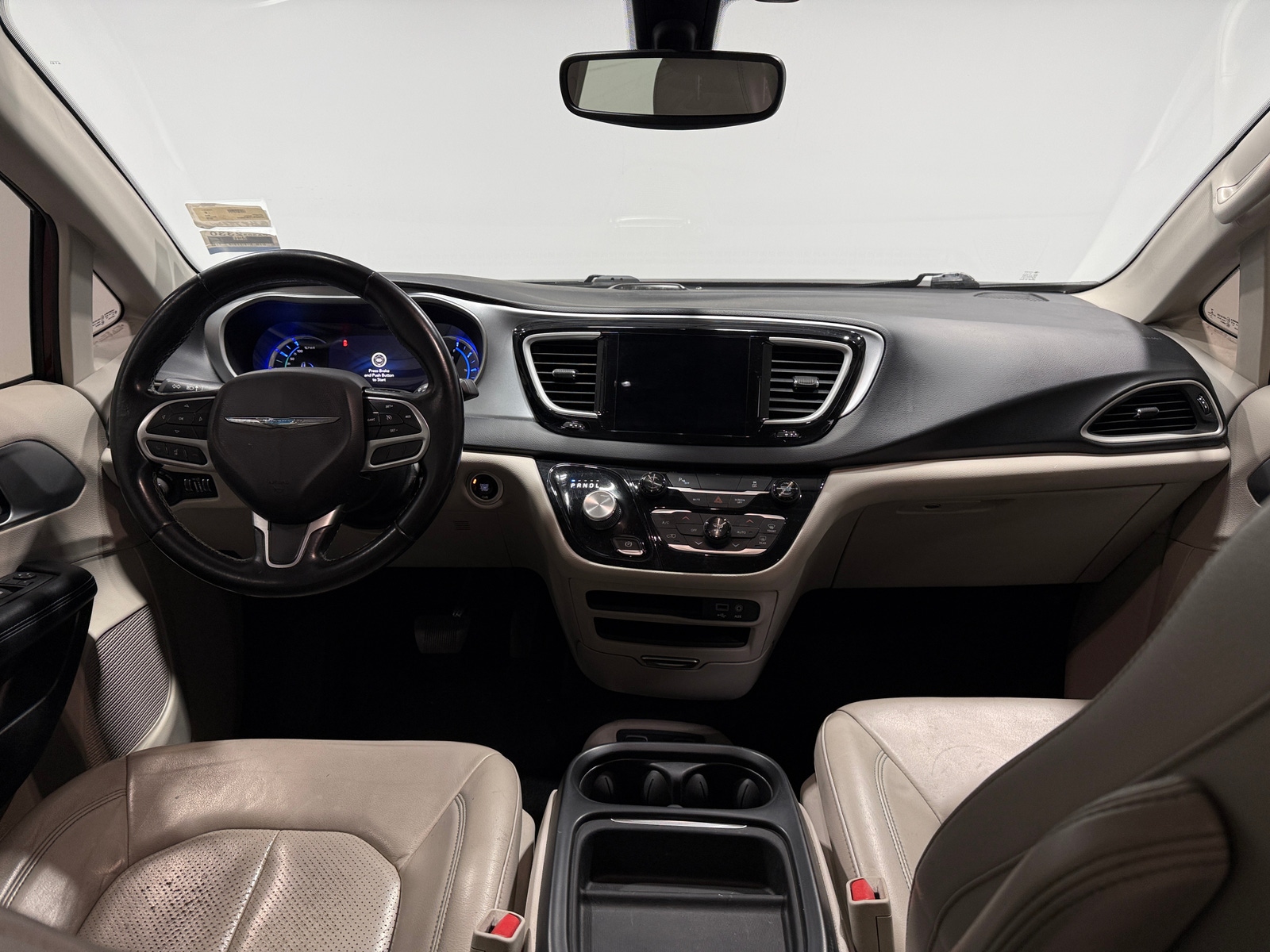 Thumbnail: 2018 Chrysler Pacifica - 2