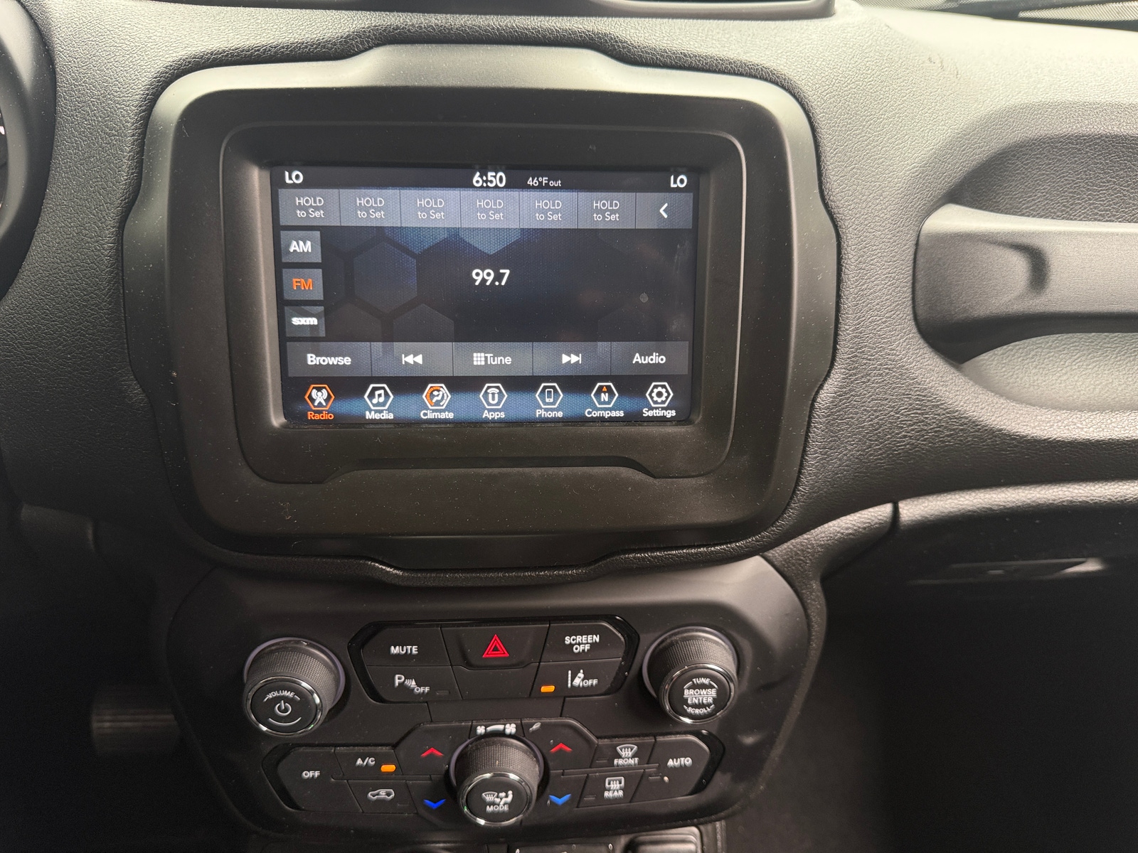 Thumbnail: 2018 Jeep Renegade - 4