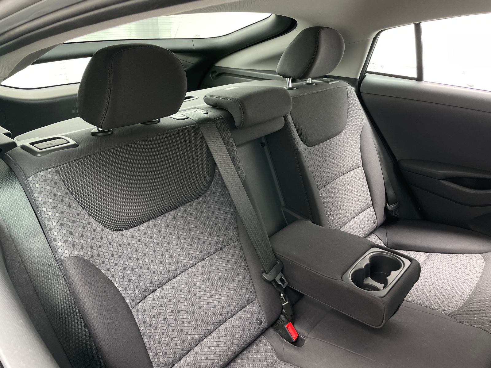 Thumbnail: 2019 Hyundai Ioniq - 6