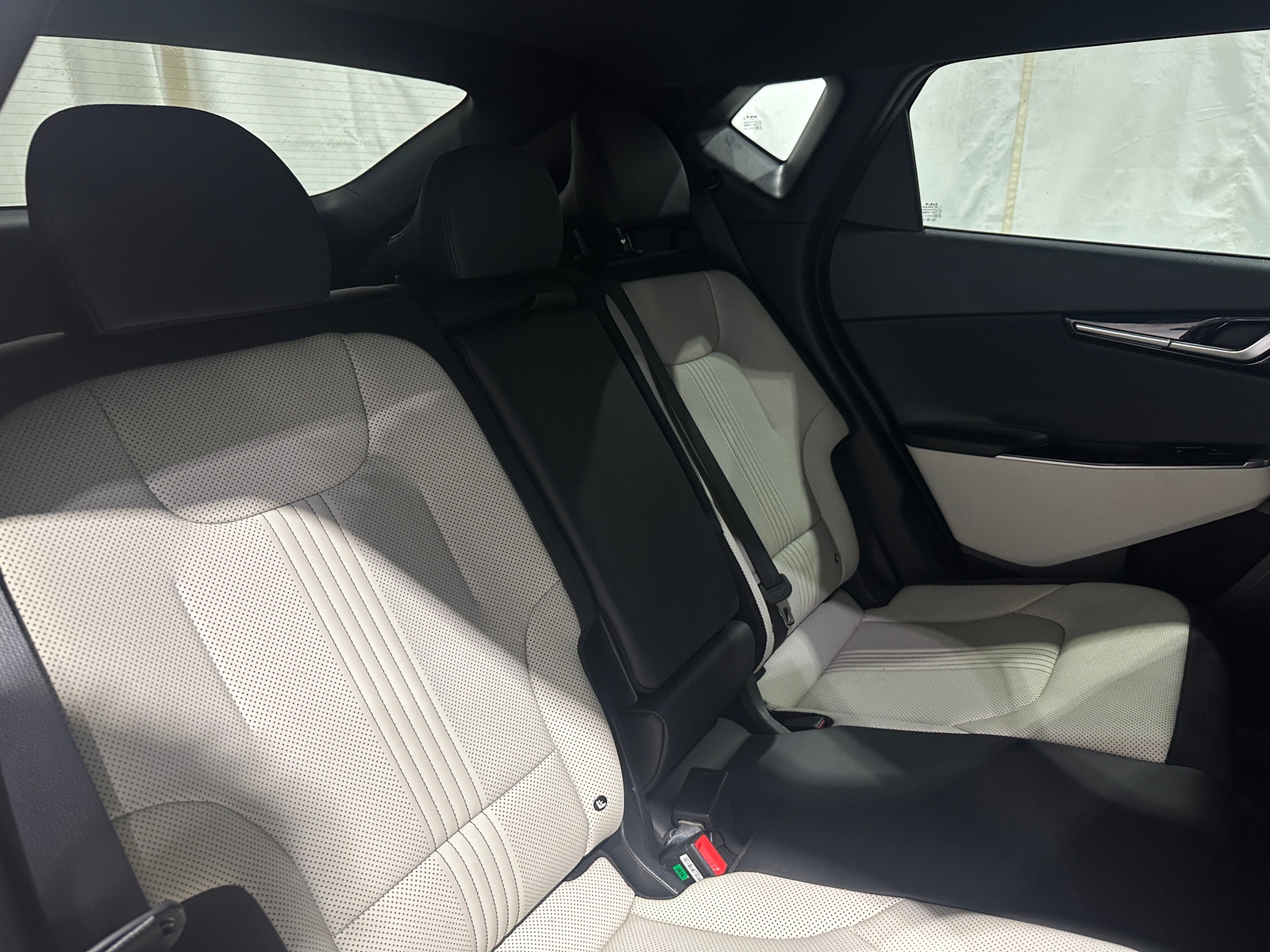 Thumbnail: 2023 Kia EV6 - 5