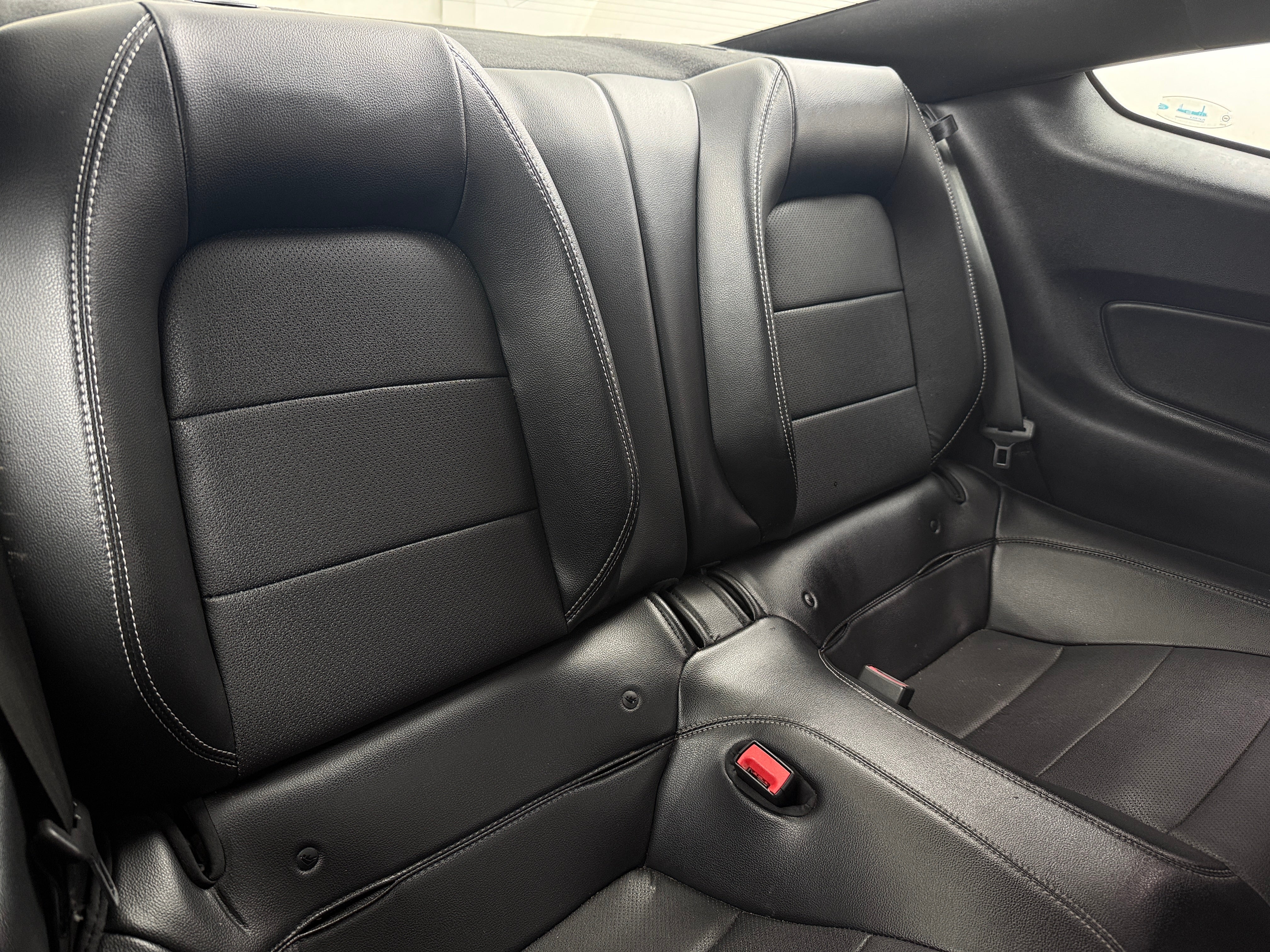 2020 Ford Mustang EcoBoost Premium - Photo 12
