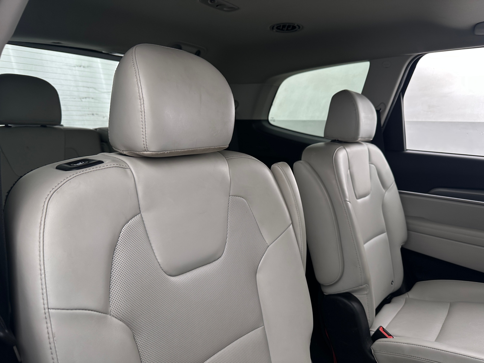 Thumbnail: 2022 Kia Telluride - 5