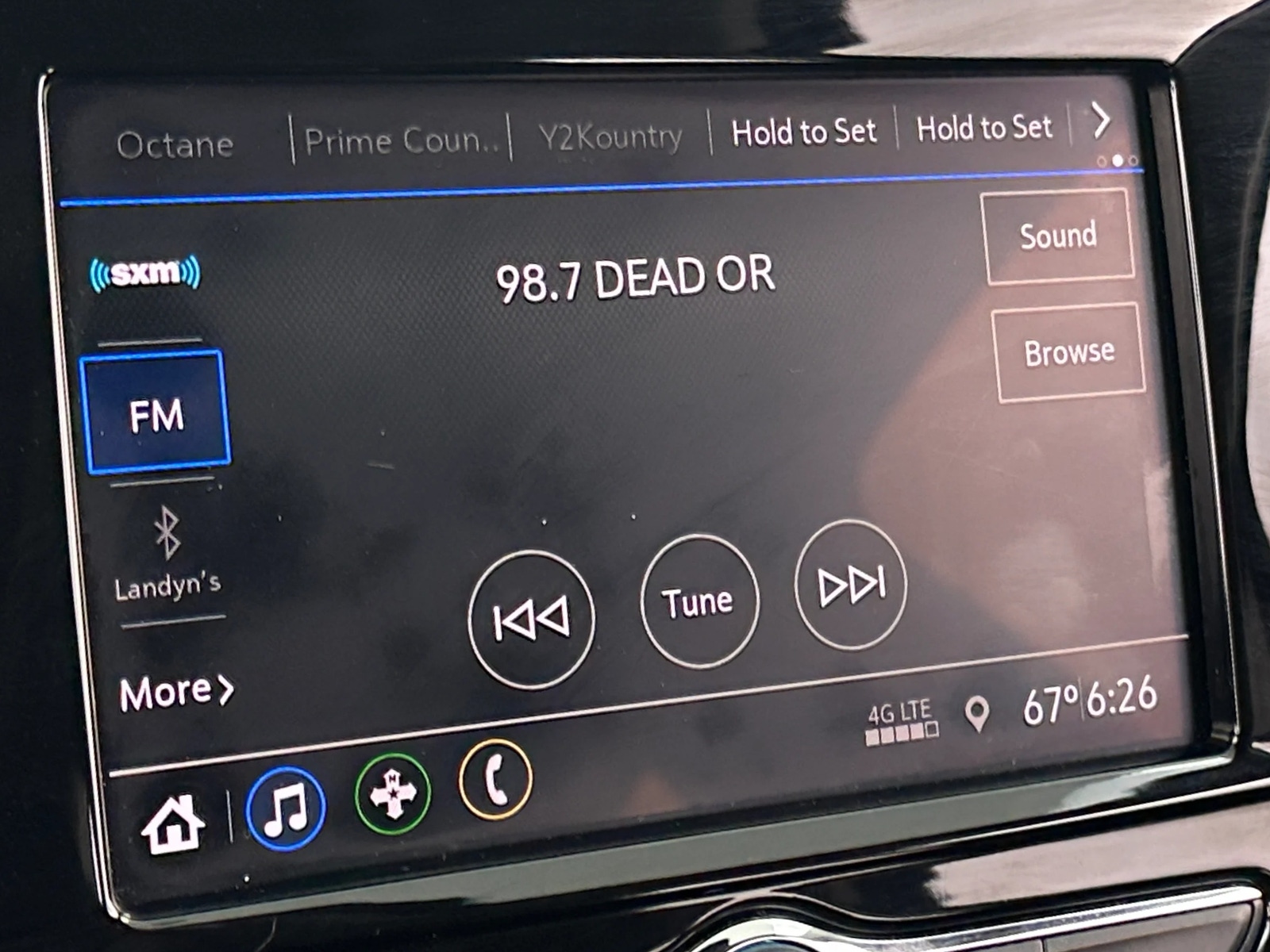 Thumbnail: 2022 Buick Encore - 4
