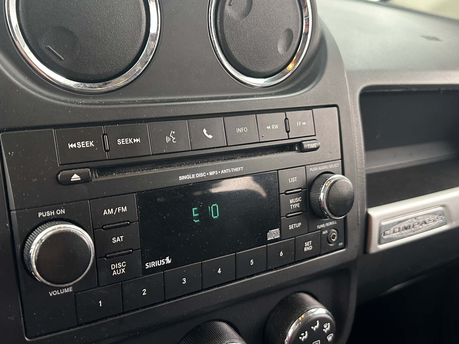 Thumbnail: 2016 Jeep Compass - 4