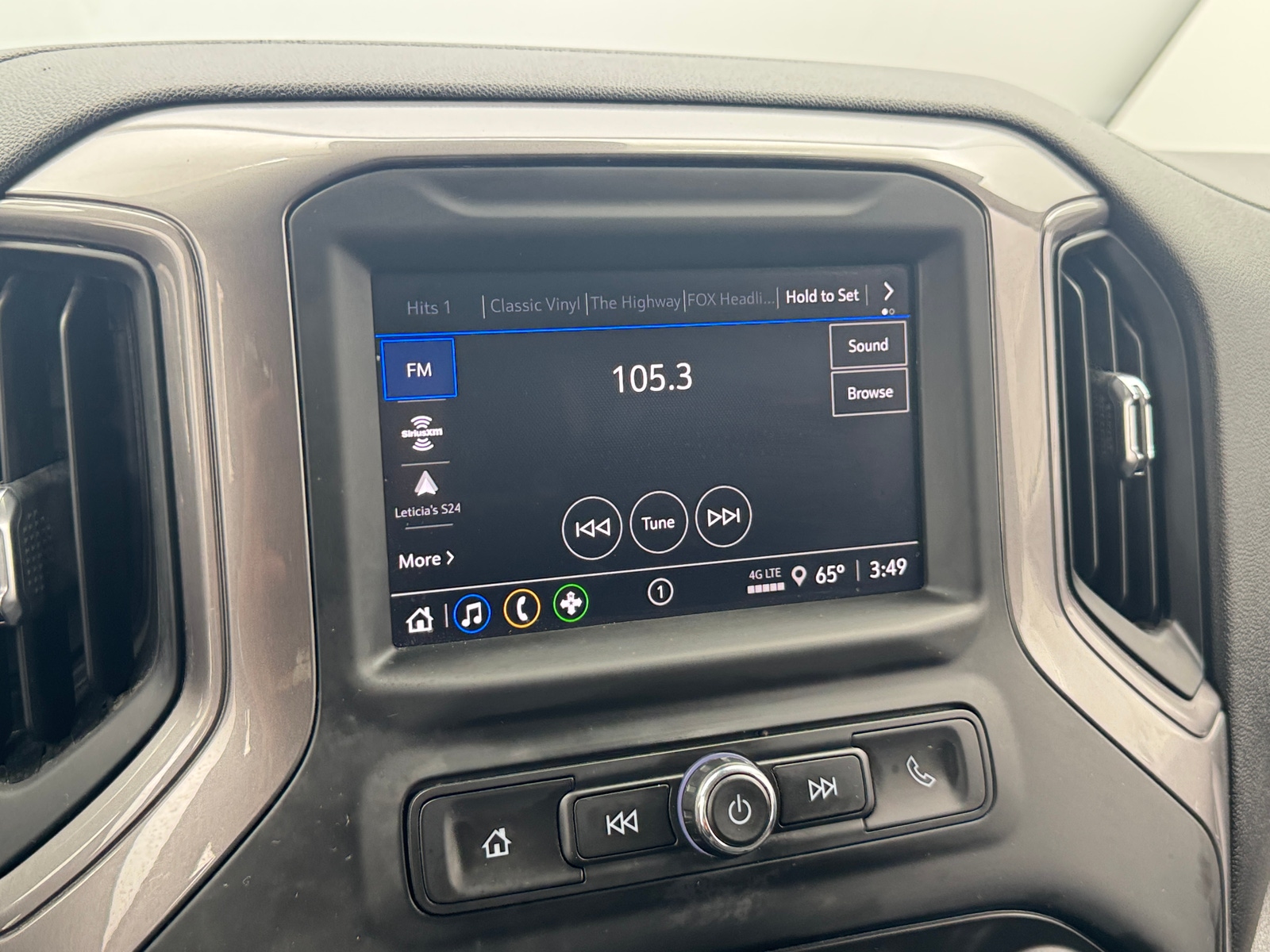 Thumbnail: 2023 Chevrolet Silverado 1500 - 4