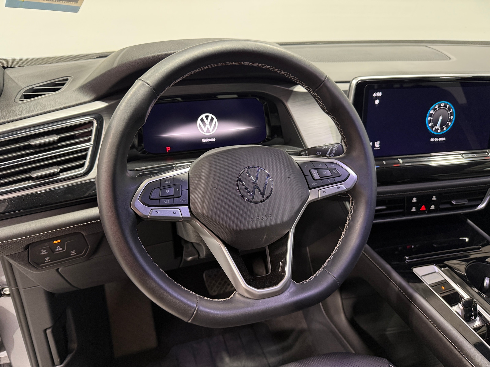 Thumbnail: 2025 Volkswagen Atlas - 4