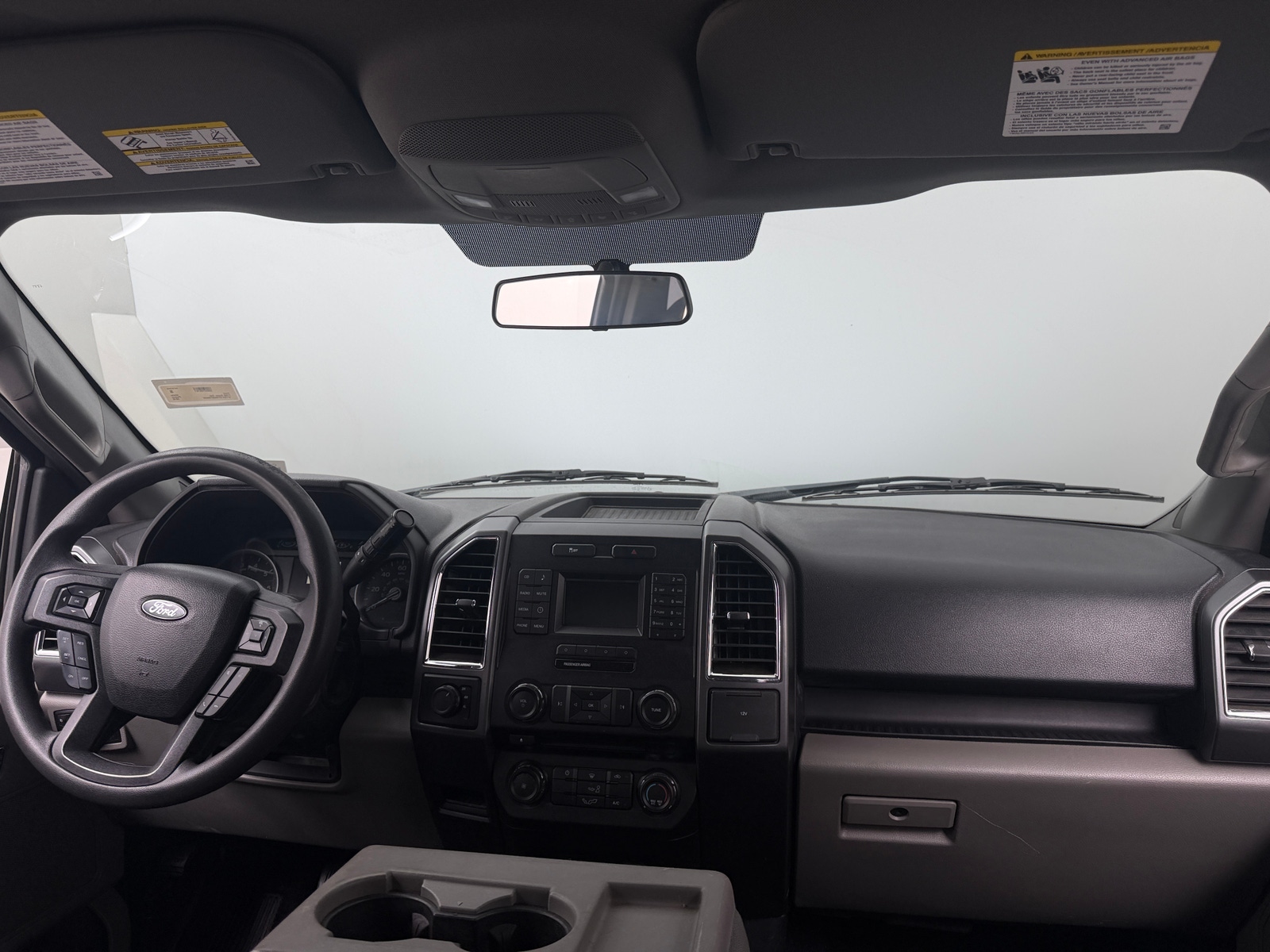 Thumbnail: 2016 Ford Econoline - 3