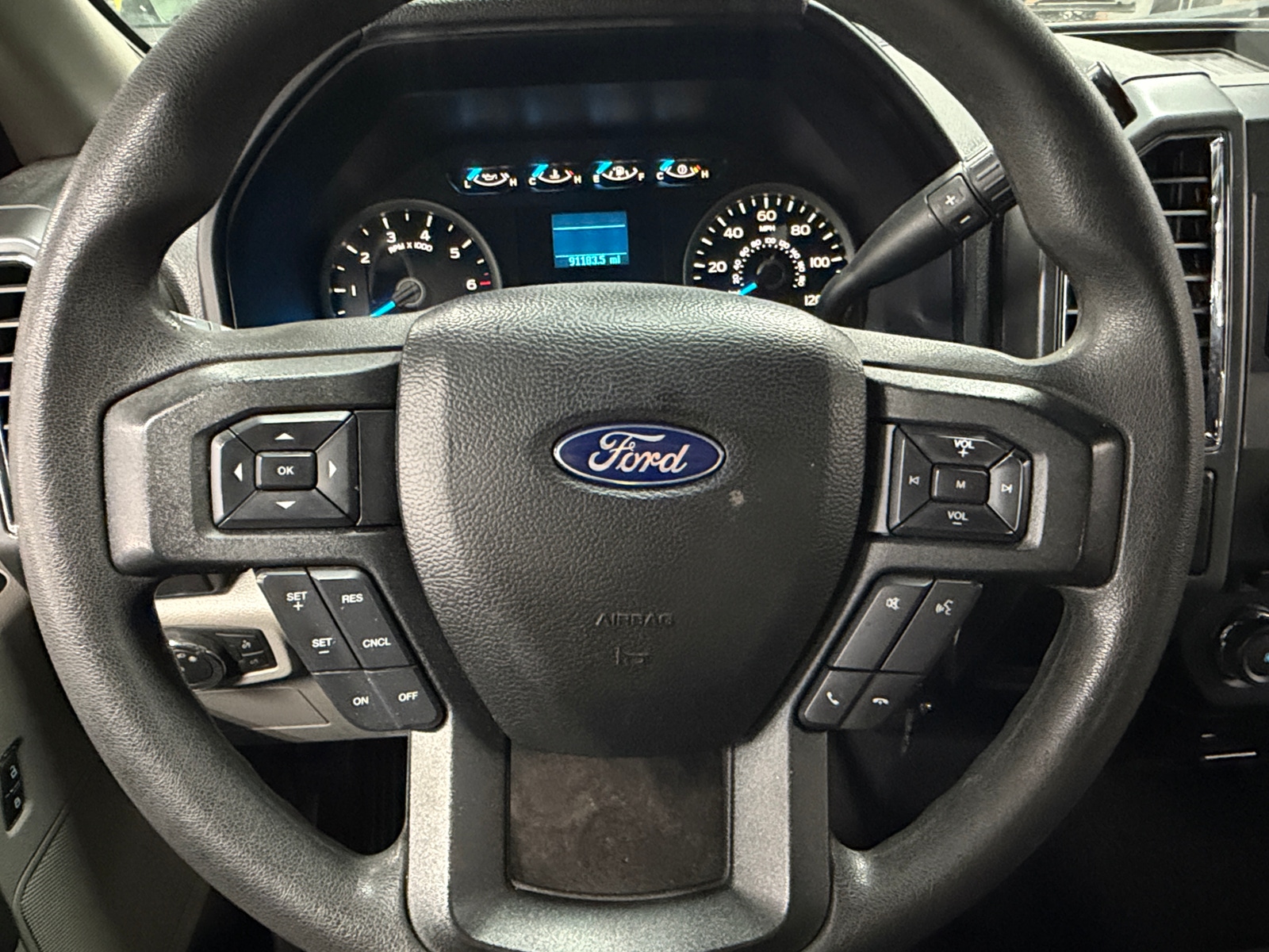 Thumbnail: 2016 Ford Econoline - 5
