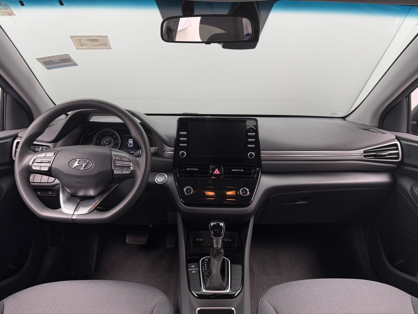 Thumbnail: 2022 Hyundai Ioniq - 3