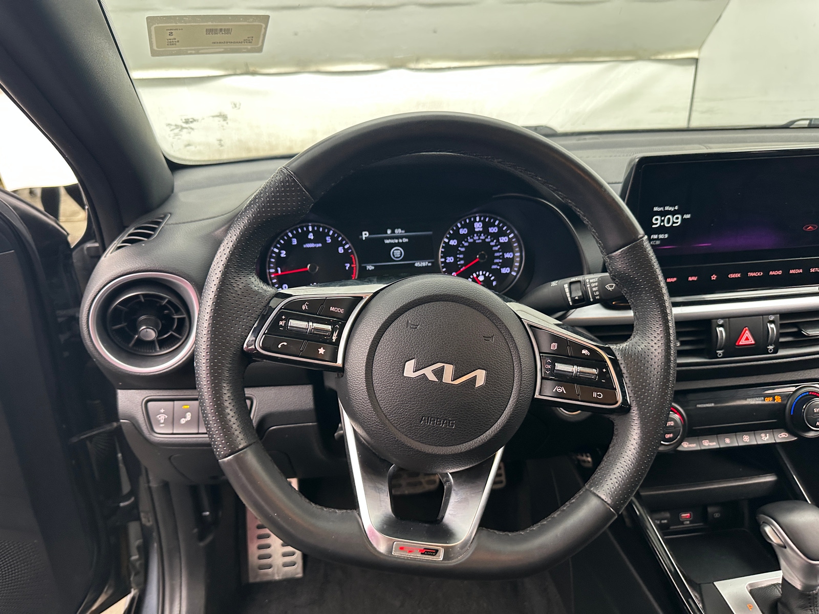 Thumbnail: 2023 Kia Forte - 5