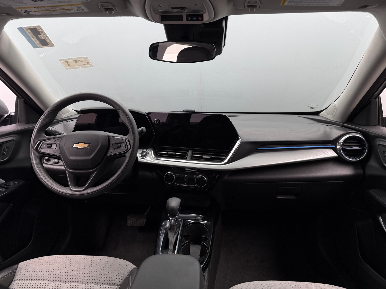 Thumbnail: 2025 Chevrolet Trax - 3