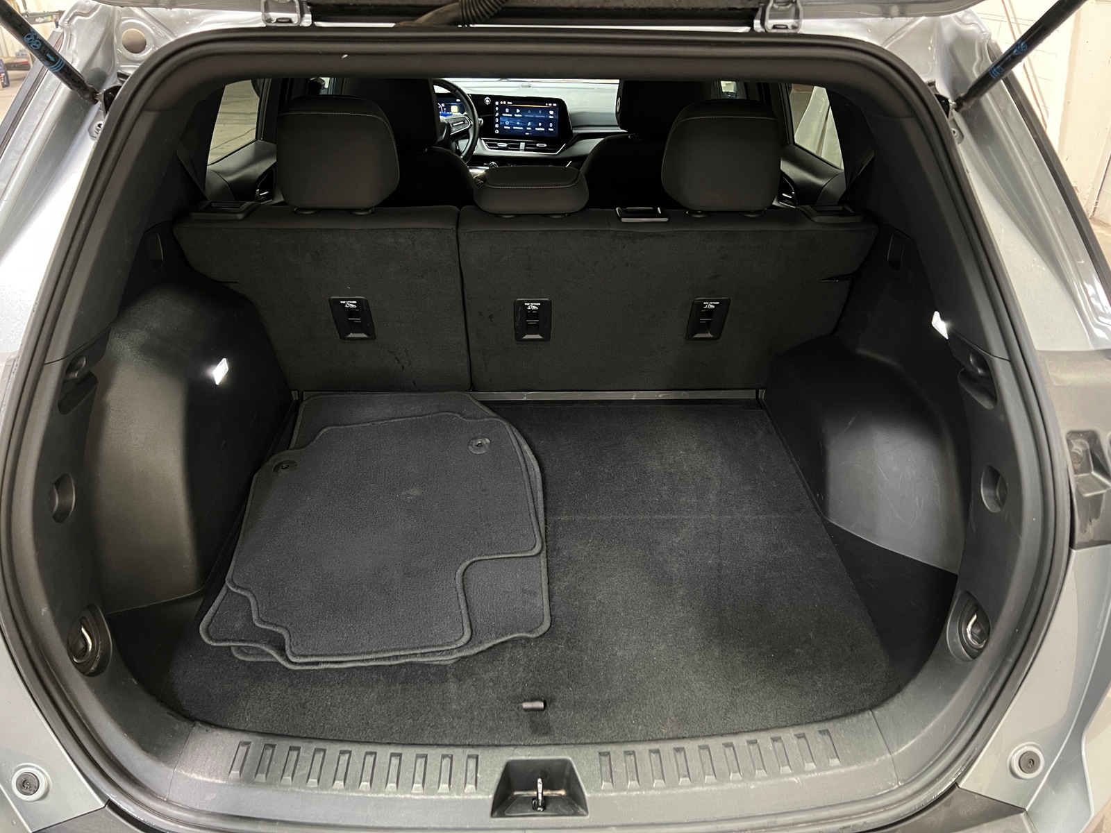 Thumbnail: 2025 Chevrolet Equinox - 7