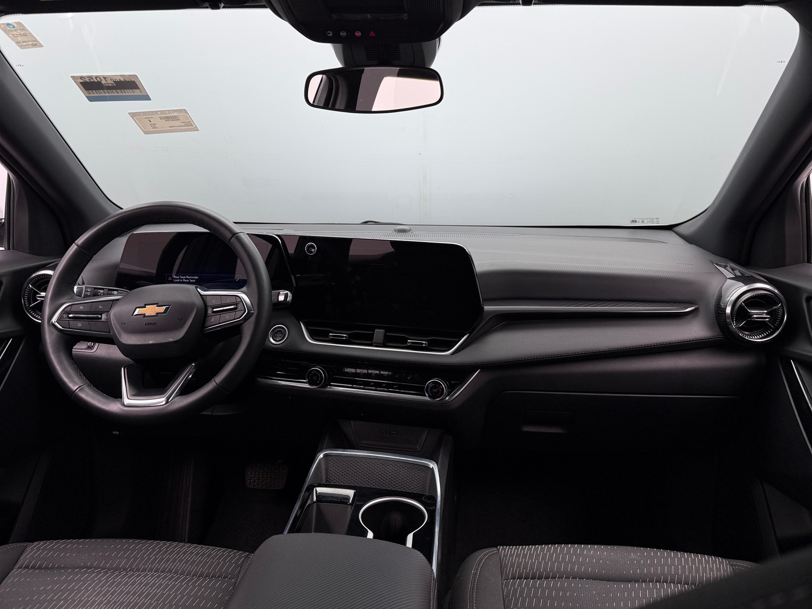 Thumbnail: 2025 Chevrolet Equinox - 3
