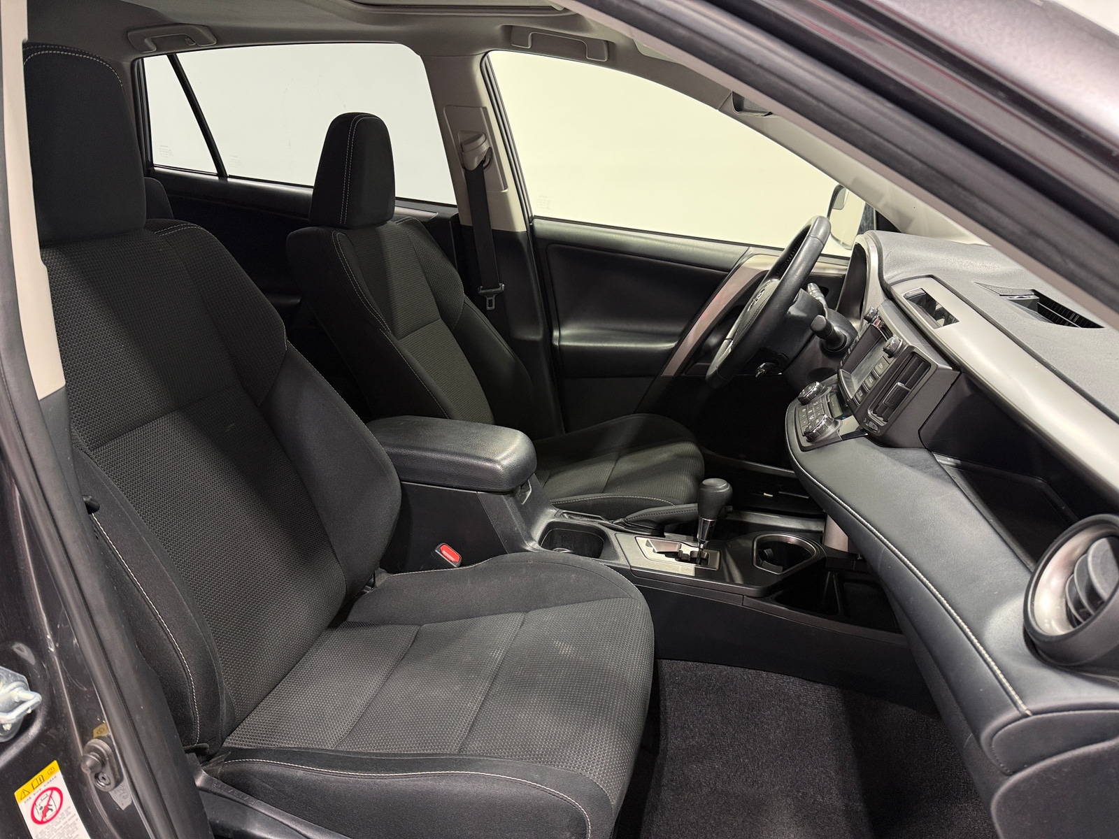 Thumbnail: 2018 Toyota RAV4 - 2
