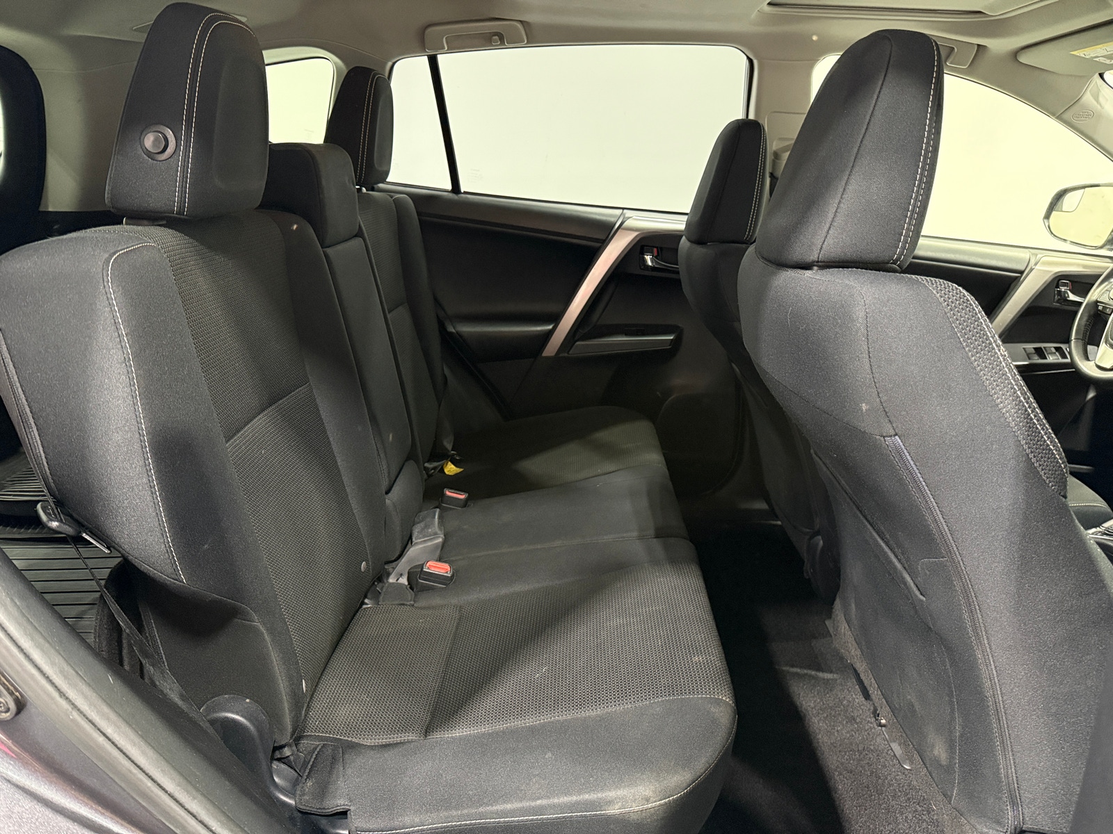 Thumbnail: 2018 Toyota RAV4 - 6