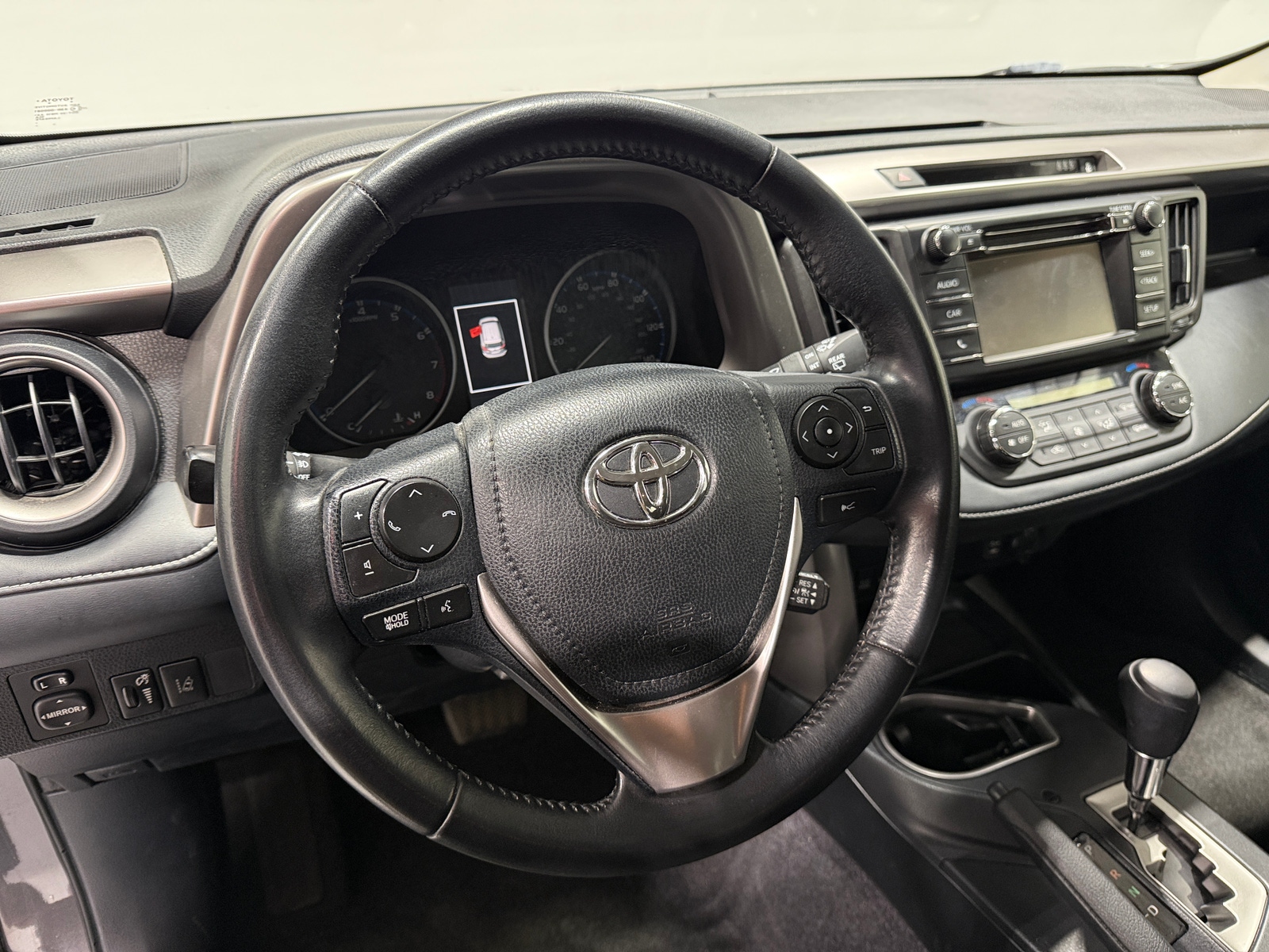 Thumbnail: 2018 Toyota RAV4 - 5