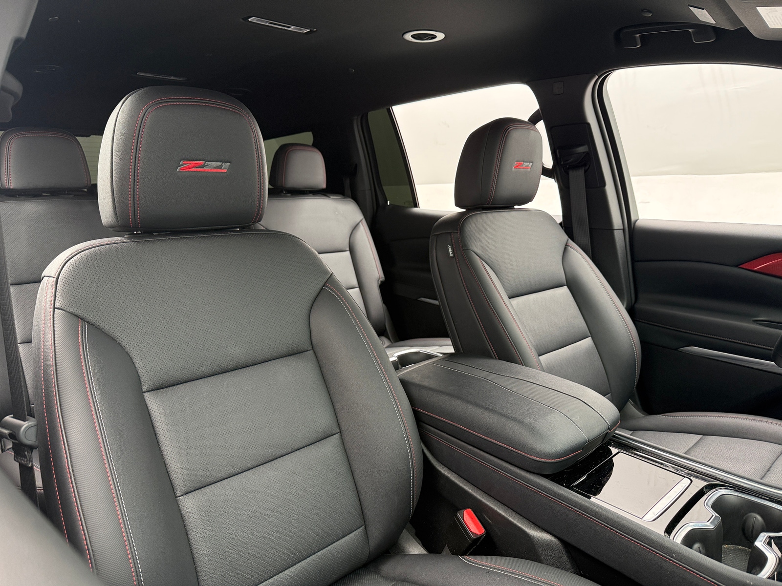 Thumbnail: 2024 Chevrolet Traverse - 2