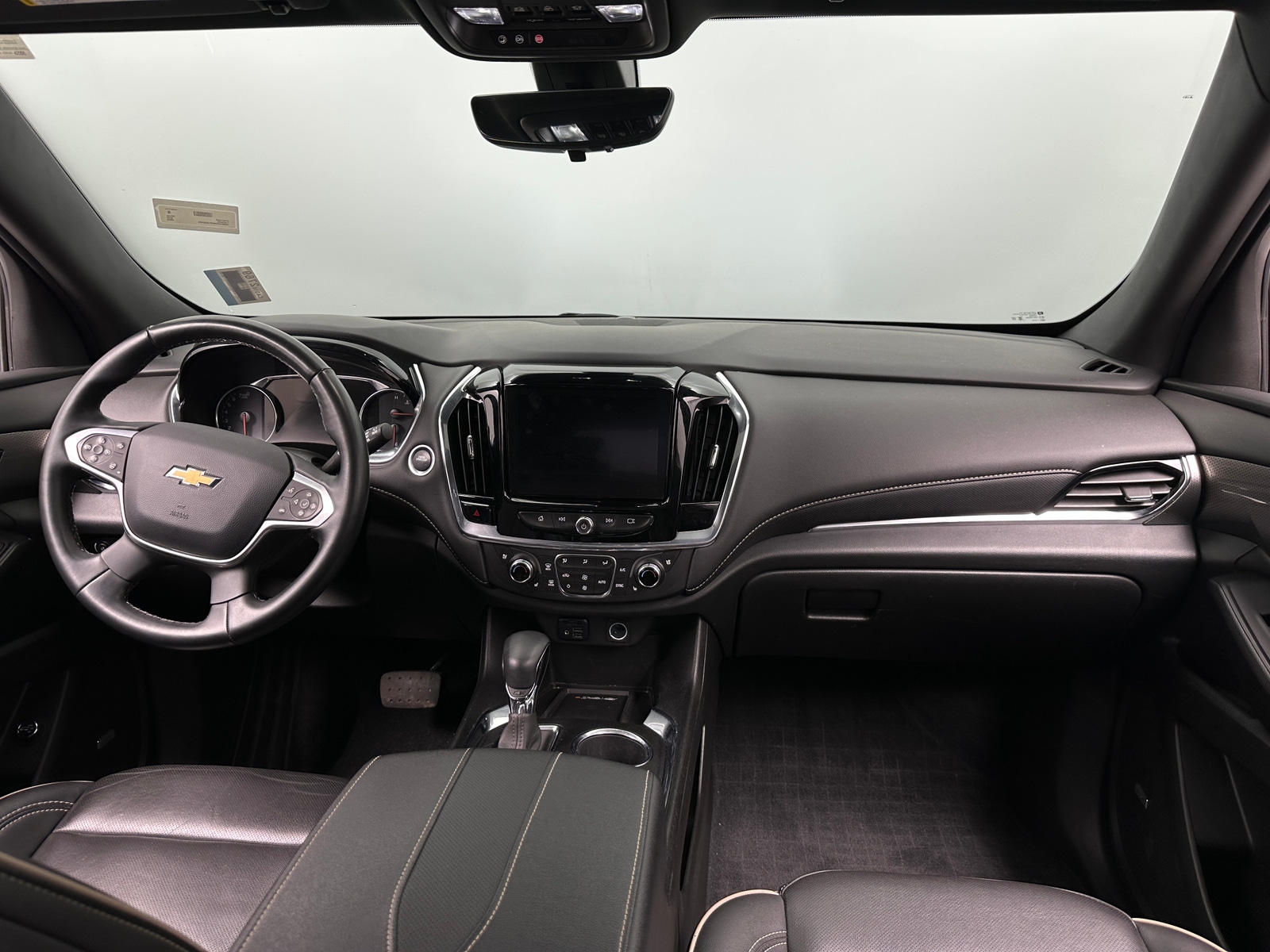 Thumbnail: 2023 Chevrolet Traverse - 2