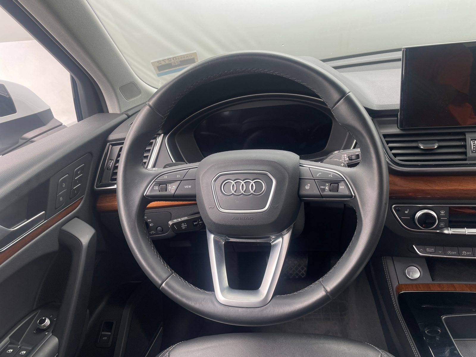 Thumbnail: 2023 Audi Q5 - 4