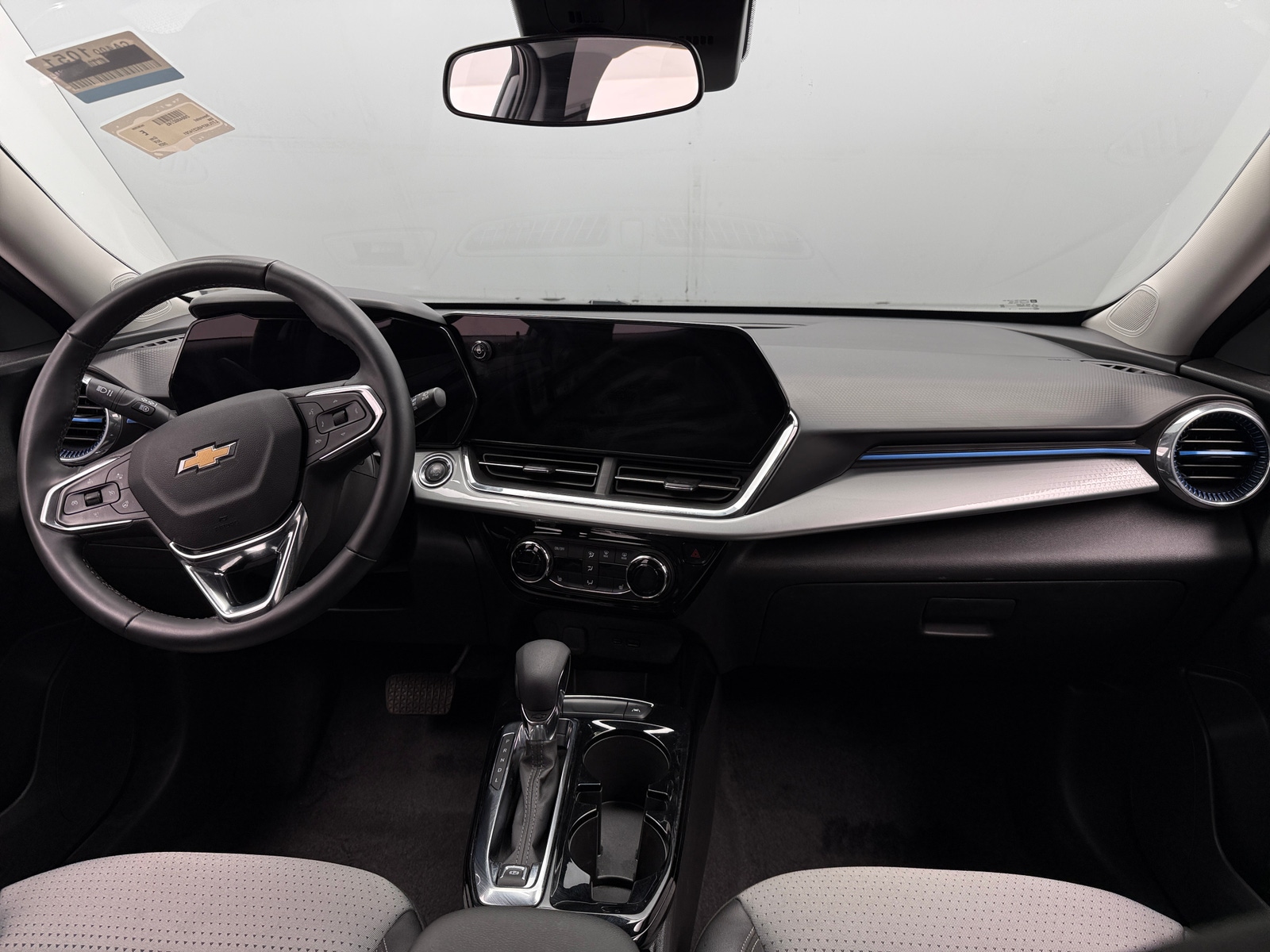 Thumbnail: 2025 Chevrolet Trax - 3