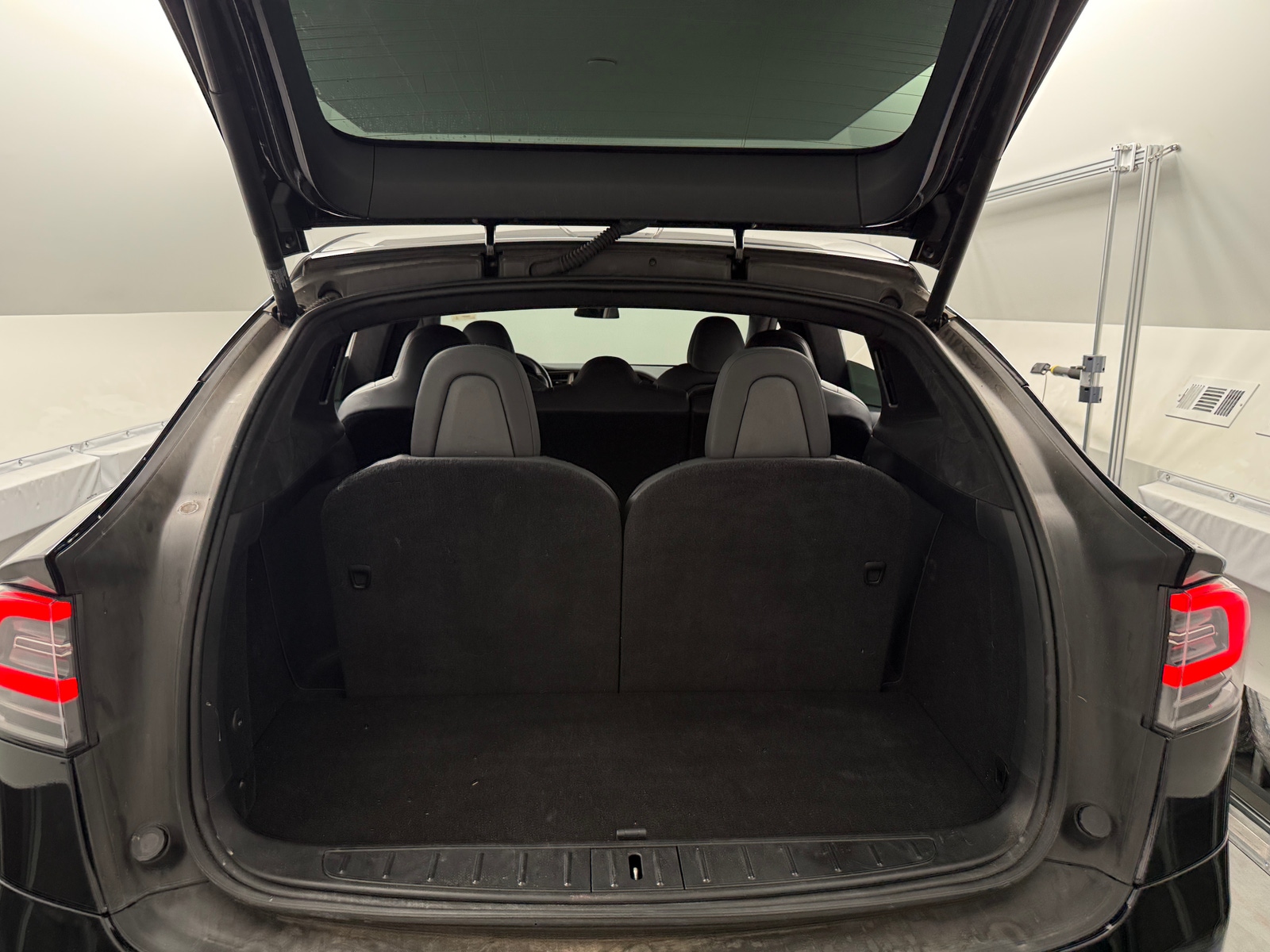 Thumbnail: 2020 Tesla Model X - 6