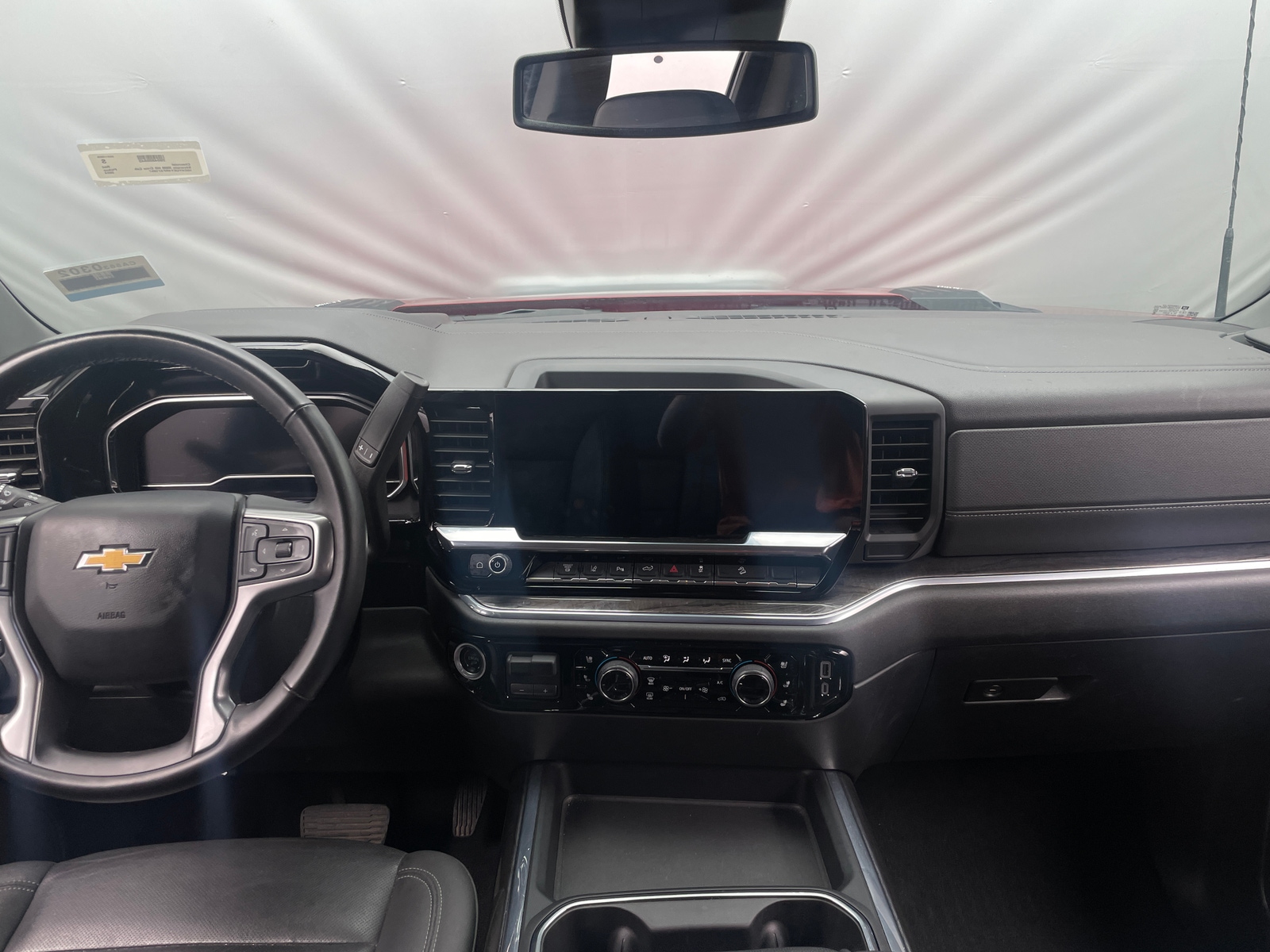 Thumbnail: 2024 Chevrolet Silverado 3500 - 2