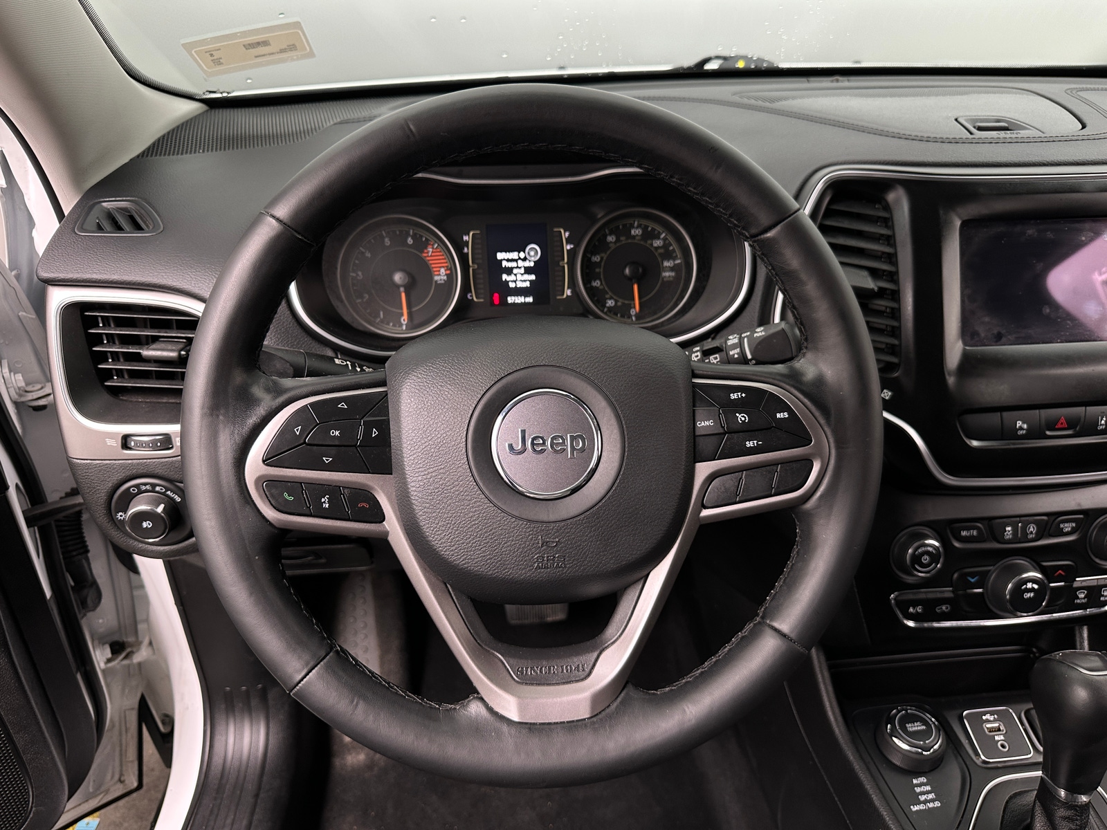 Thumbnail: 2021 Jeep Cherokee - 4
