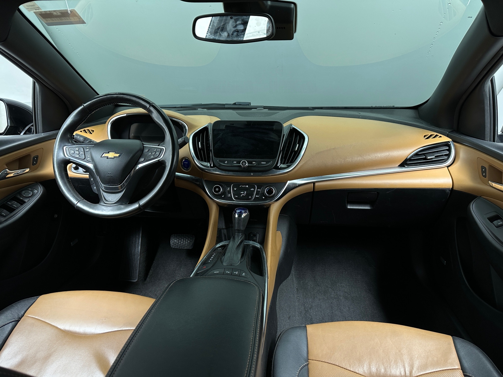 Thumbnail: 2017 Chevrolet Volt - 2