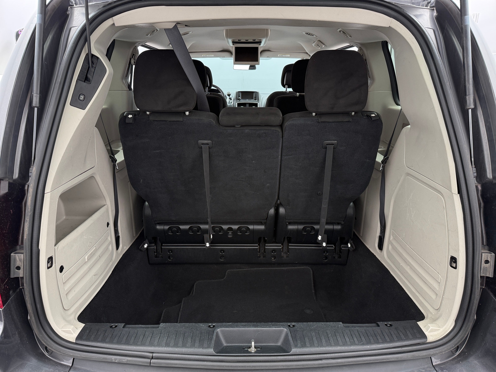 Thumbnail: 2016 Dodge Grand Caravan - 7