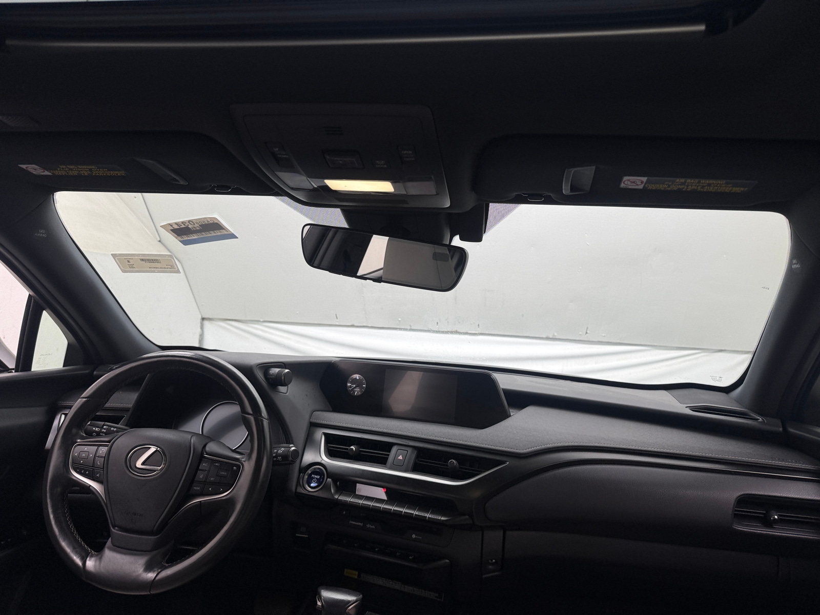 Thumbnail: 2020 Lexus UX - 3