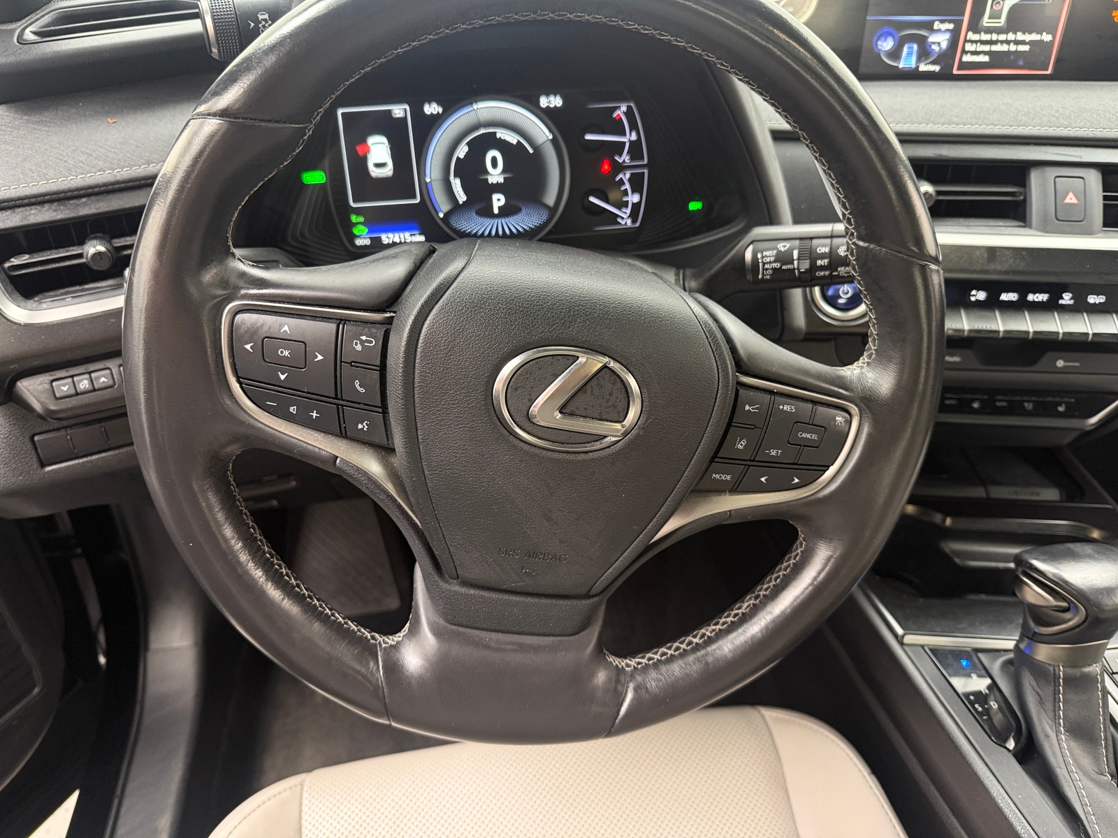 Thumbnail: 2020 Lexus UX - 5