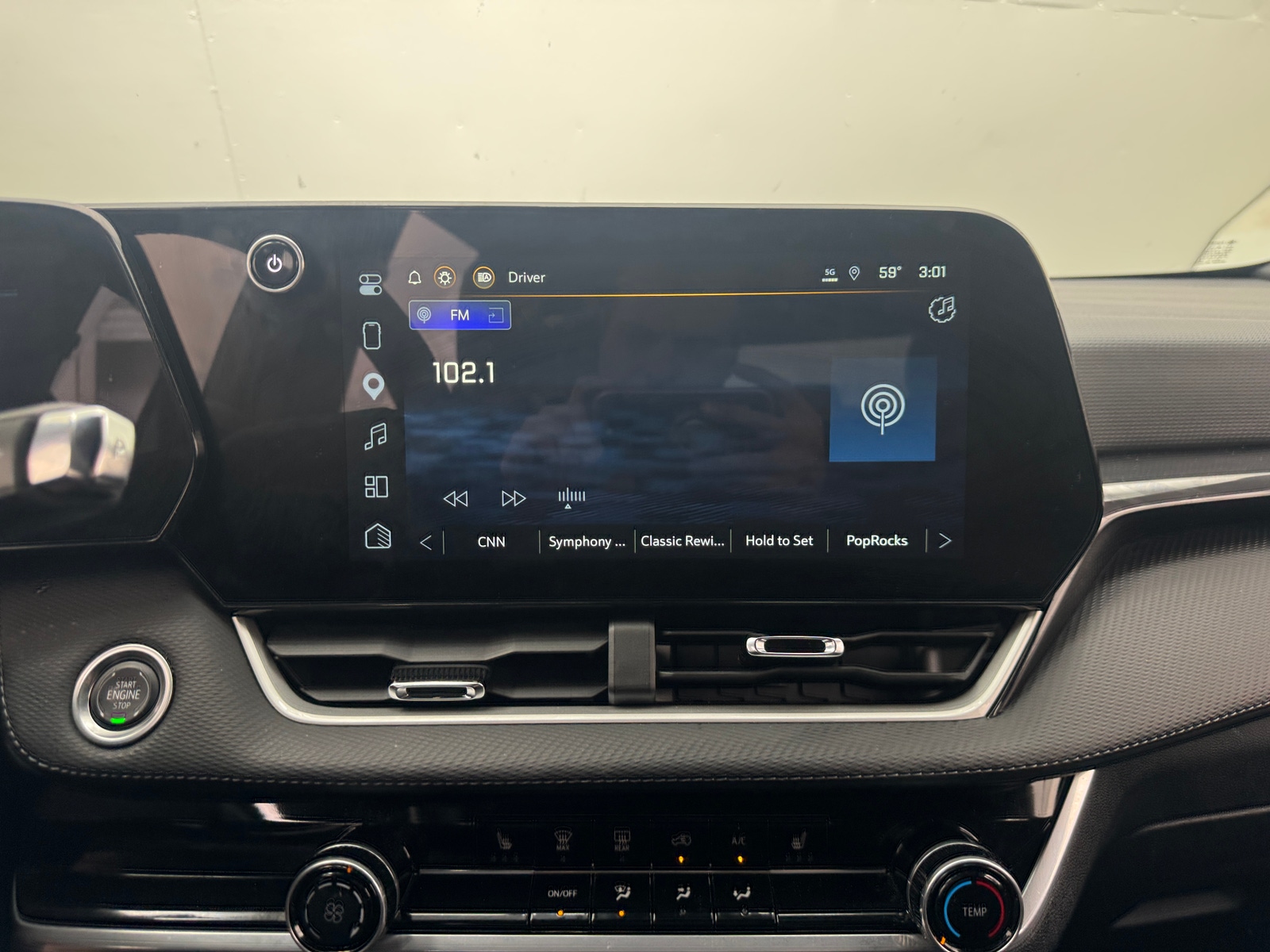 Thumbnail: 2025 Chevrolet Equinox - 4