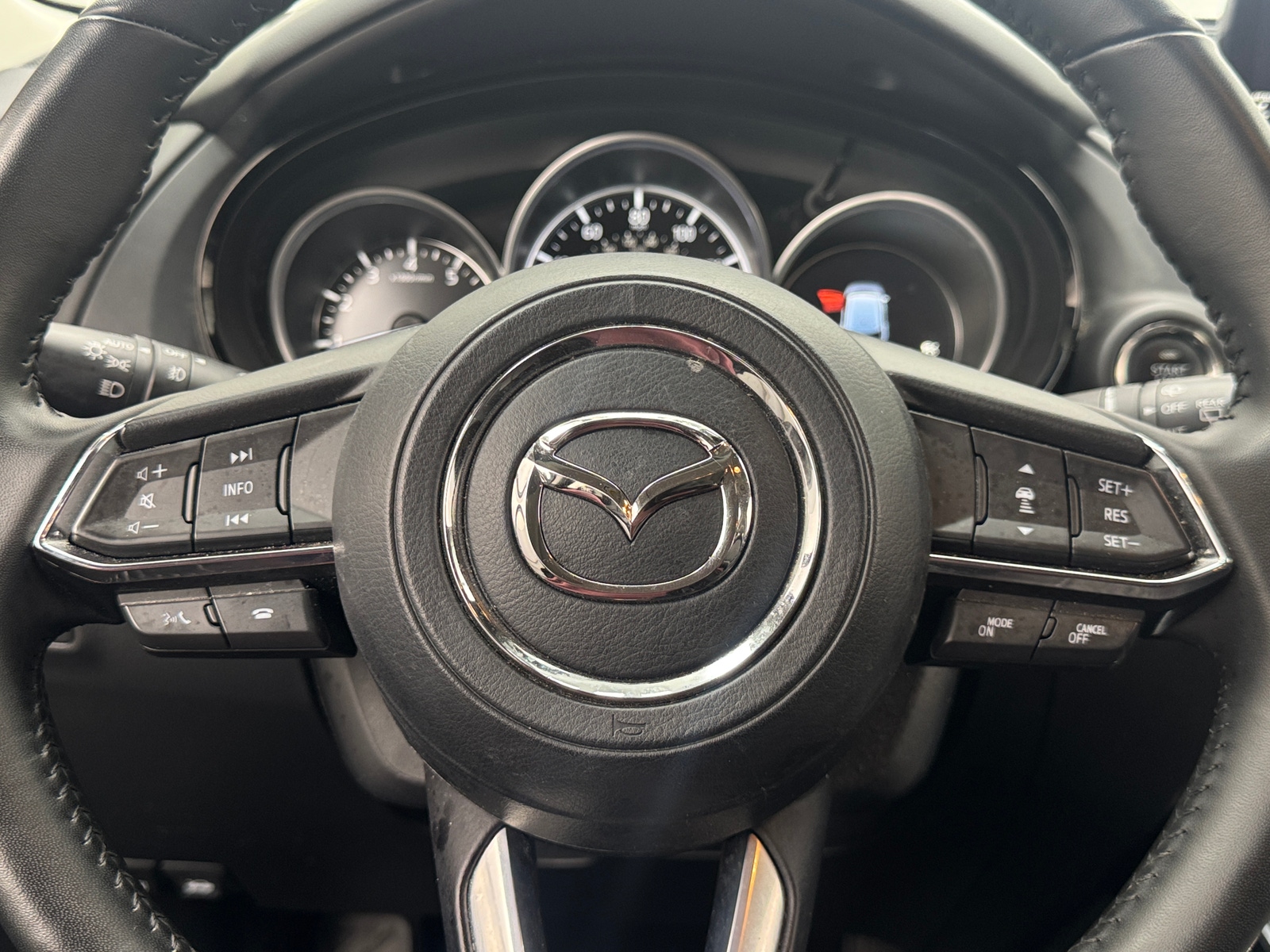Thumbnail: 2023 Mazda CX-9 - 4