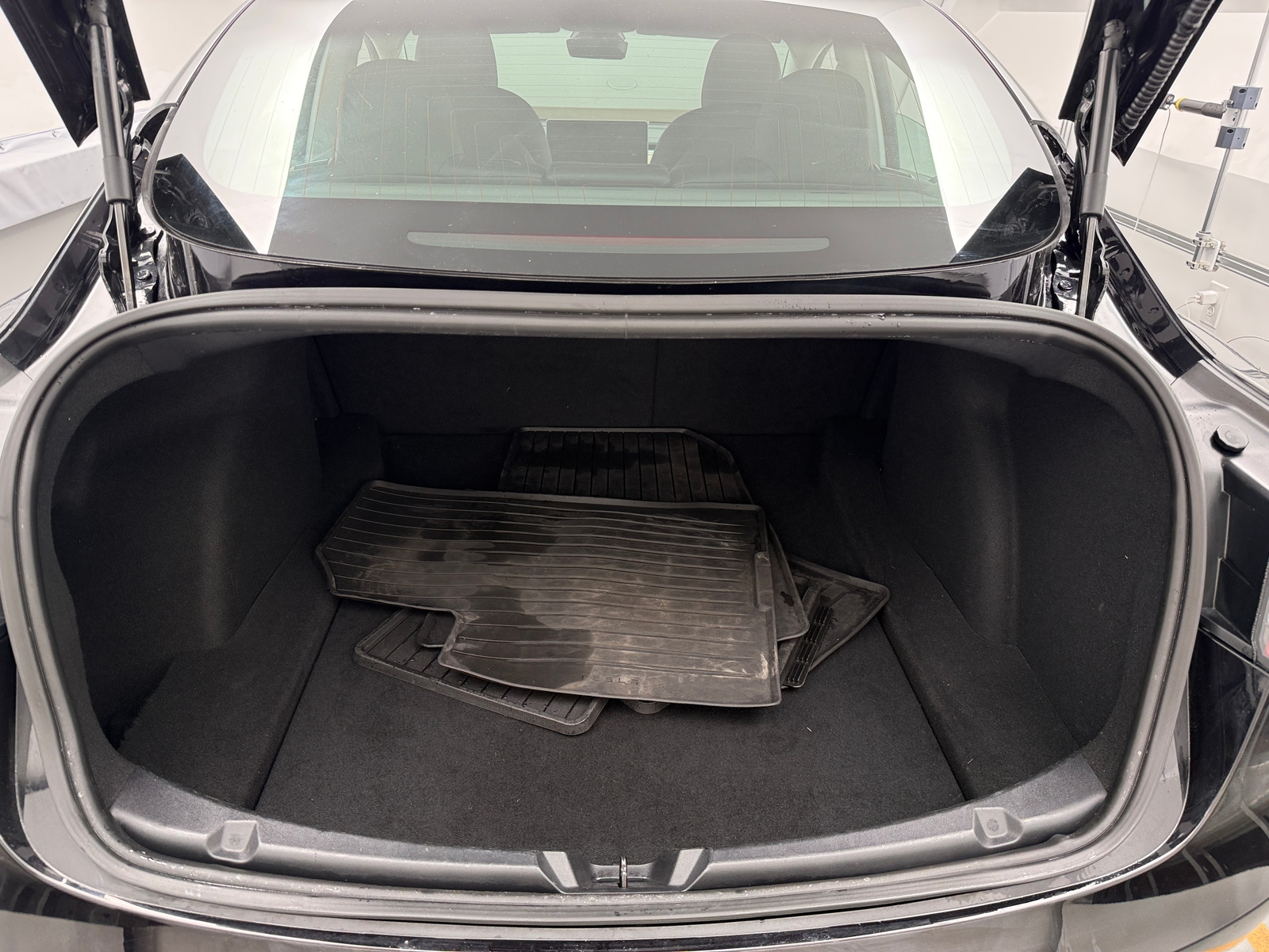 Thumbnail: 2018 Tesla Model 3 - 6